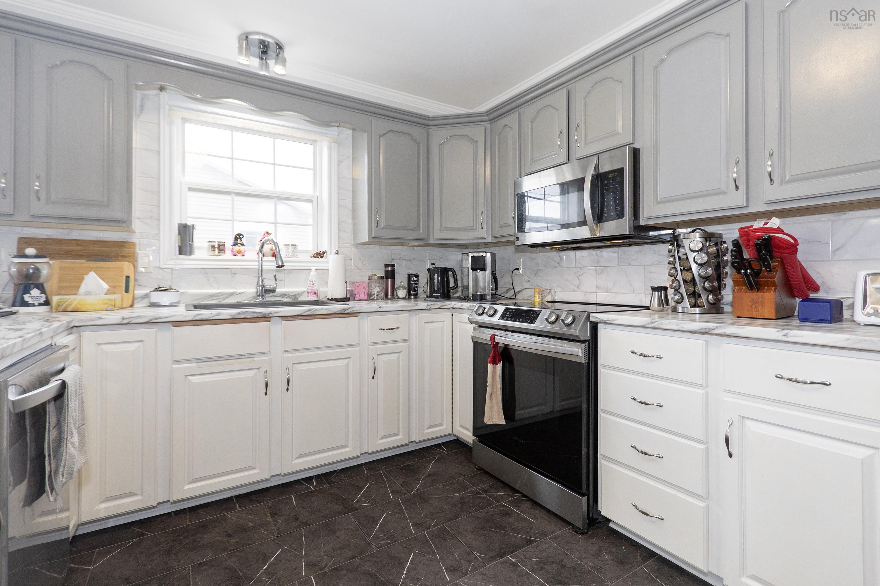 $339,900.00: 1 Casper Court, Amherst