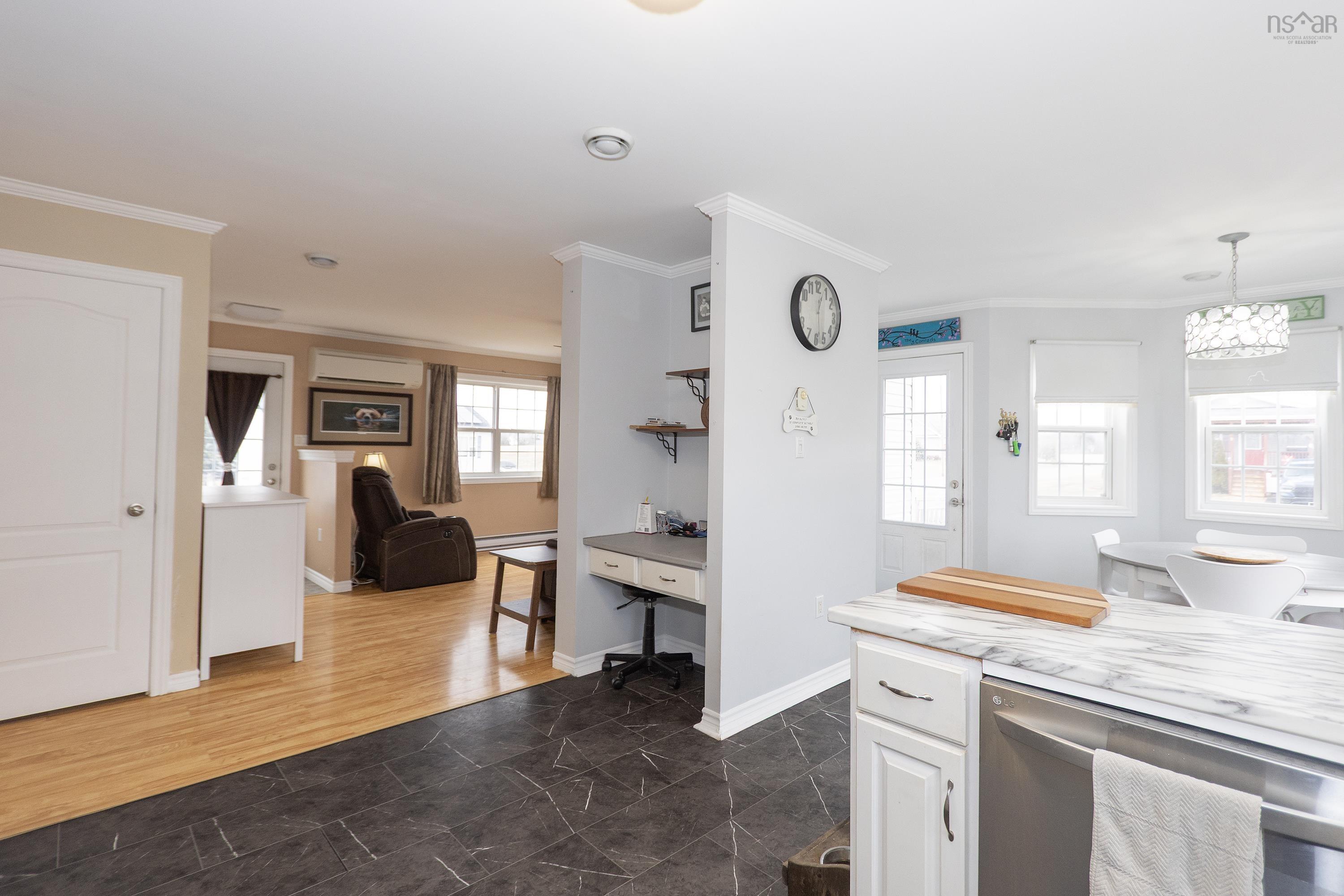$339,900.00: 1 Casper Court, Amherst
