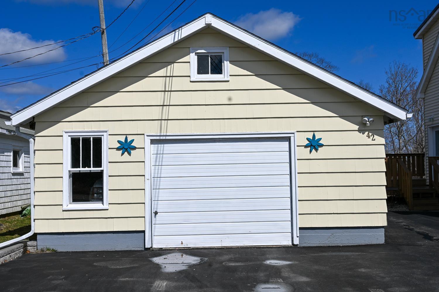 $399,000.00: 42 Young Road, Western Shore