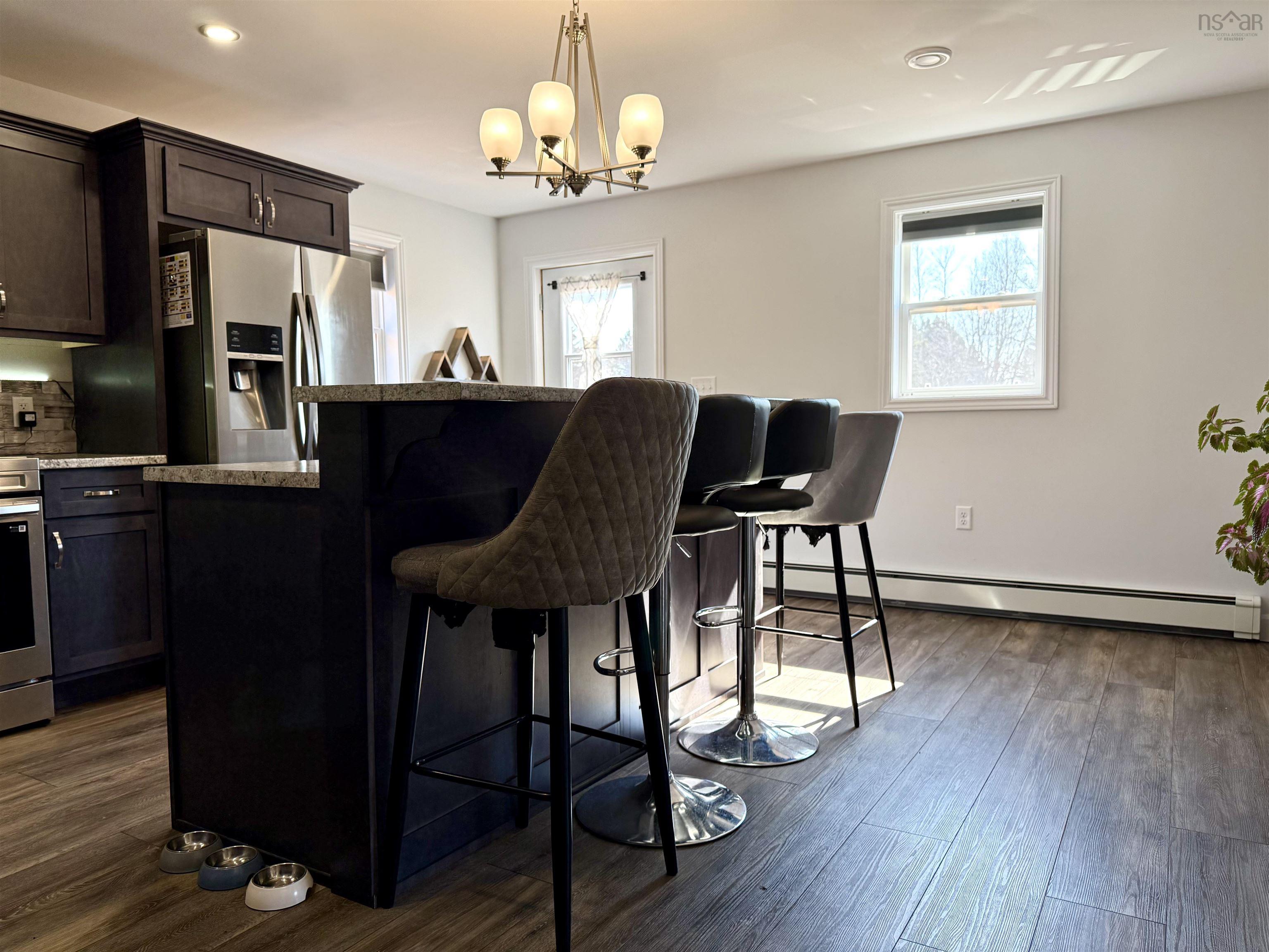 $524,900.00: 636 Macdonald Road, Brookdale
