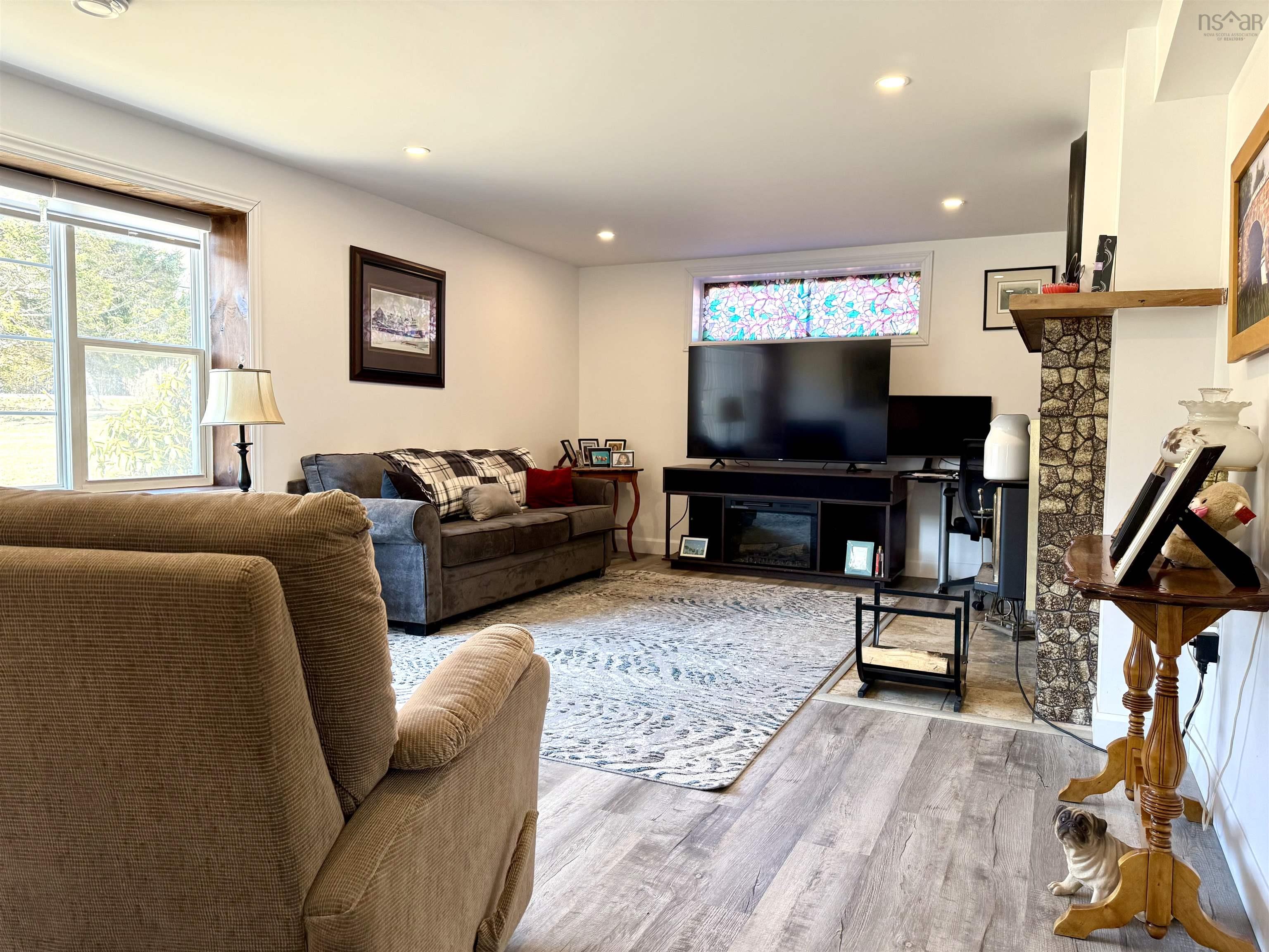$524,900.00: 636 Macdonald Road, Brookdale