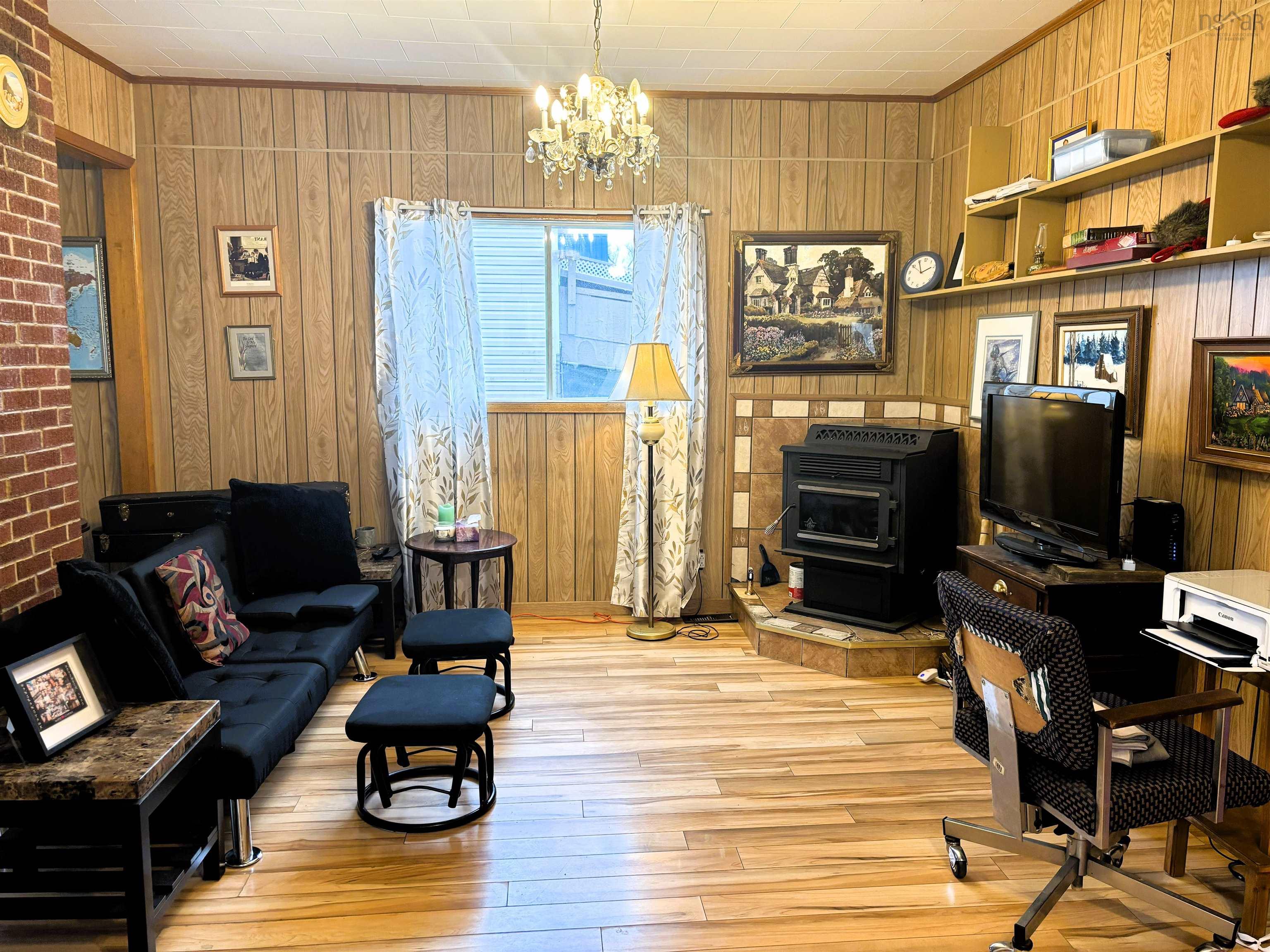 $182,500.00: 49 Chapel Street, Parrsboro