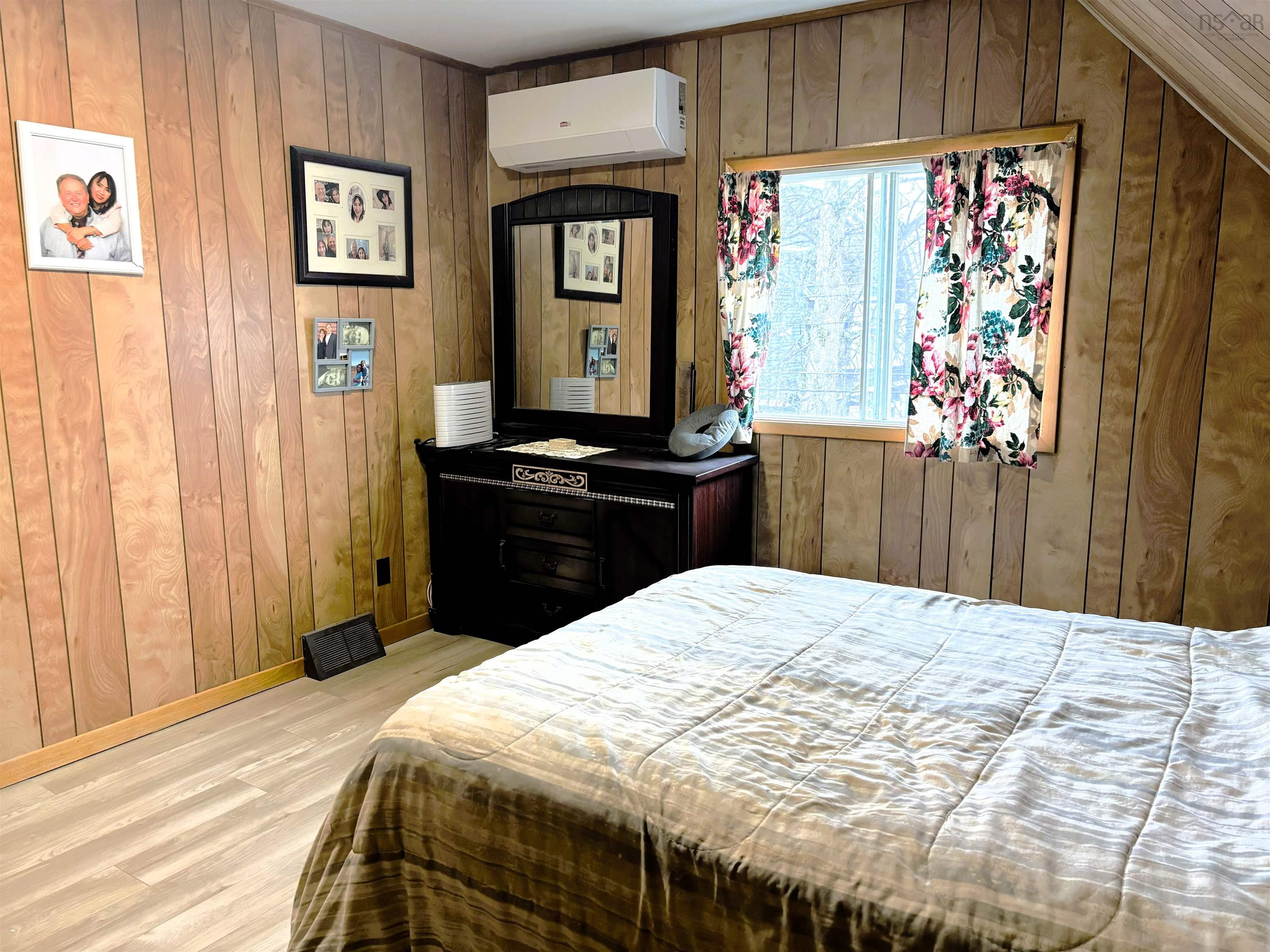 $182,500.00: 49 Chapel Street, Parrsboro