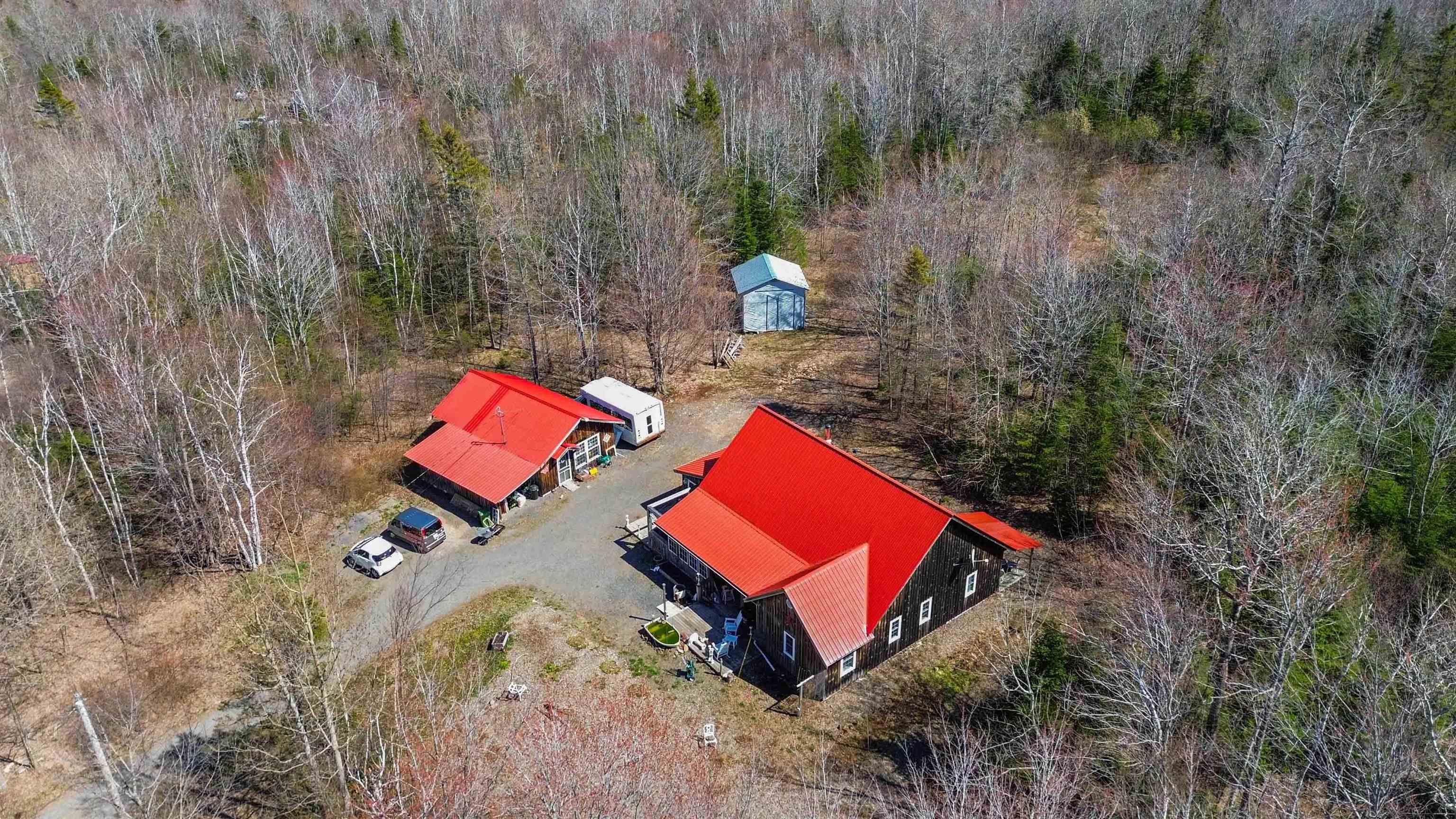 $399,999.00: 3488 Brow of Mountain Road, West Black Rock