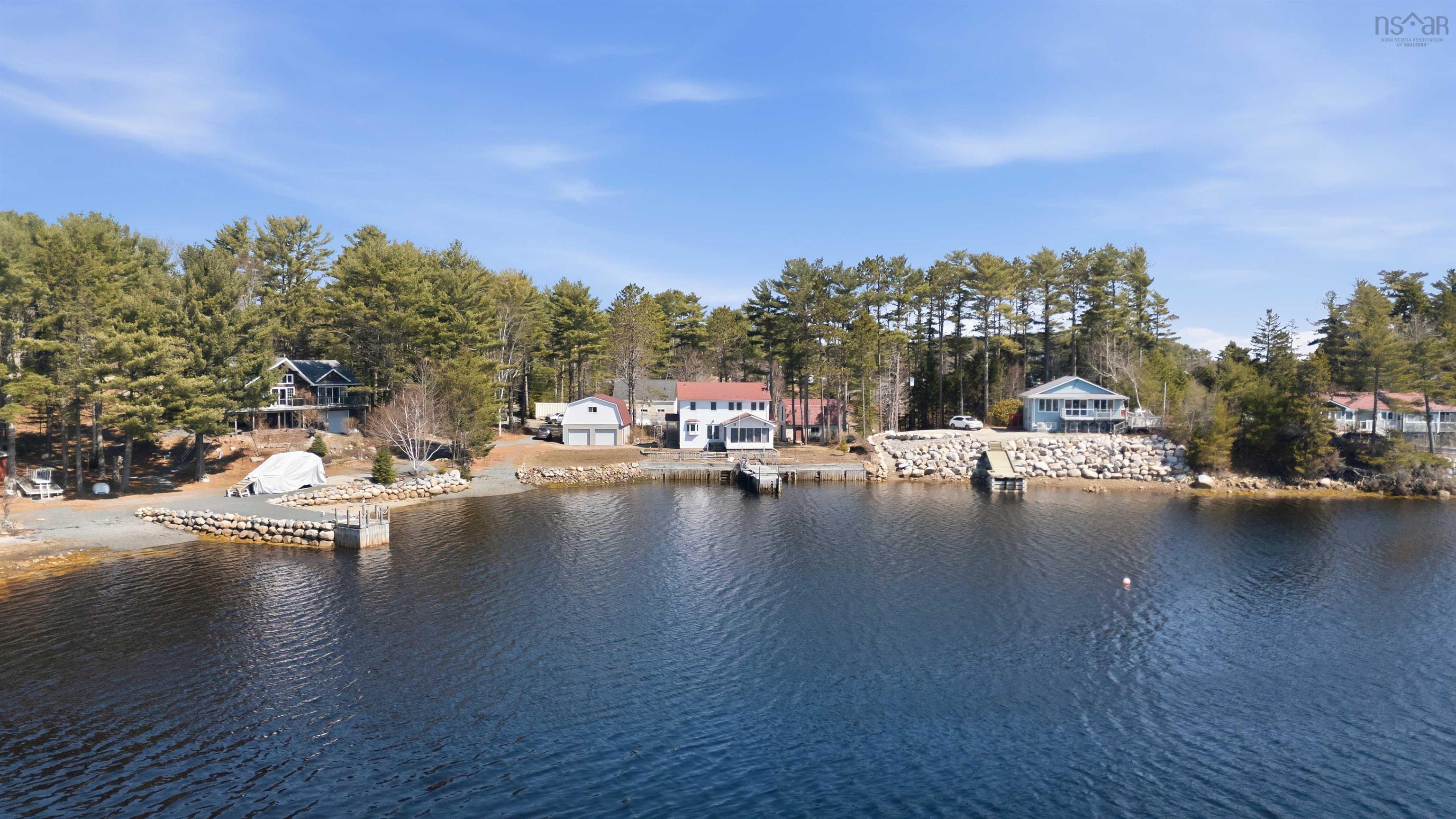 $799,900.00: 50 Narrows Basin Road, Martins River