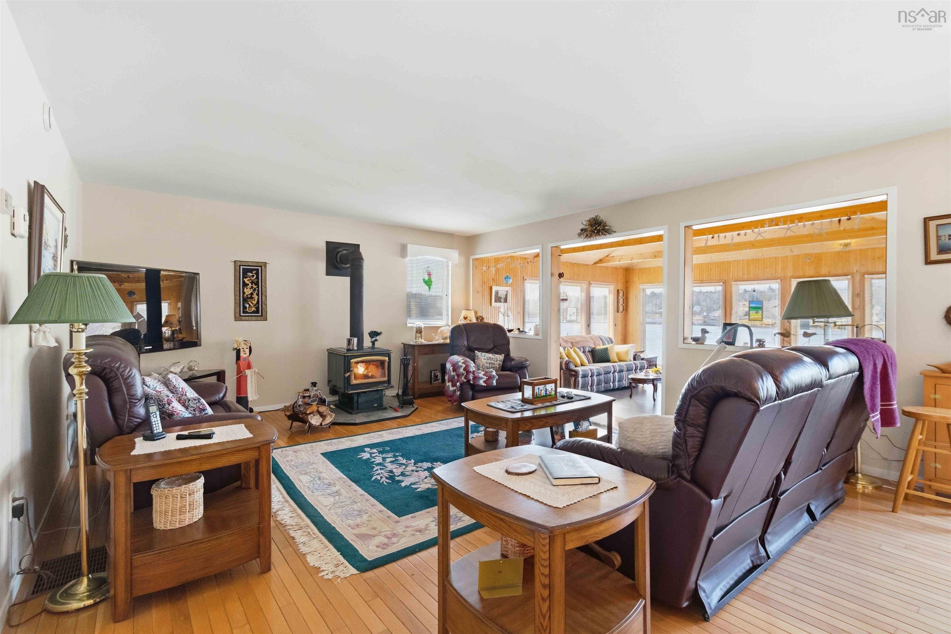 $799,900.00: 50 Narrows Basin Road, Martins River