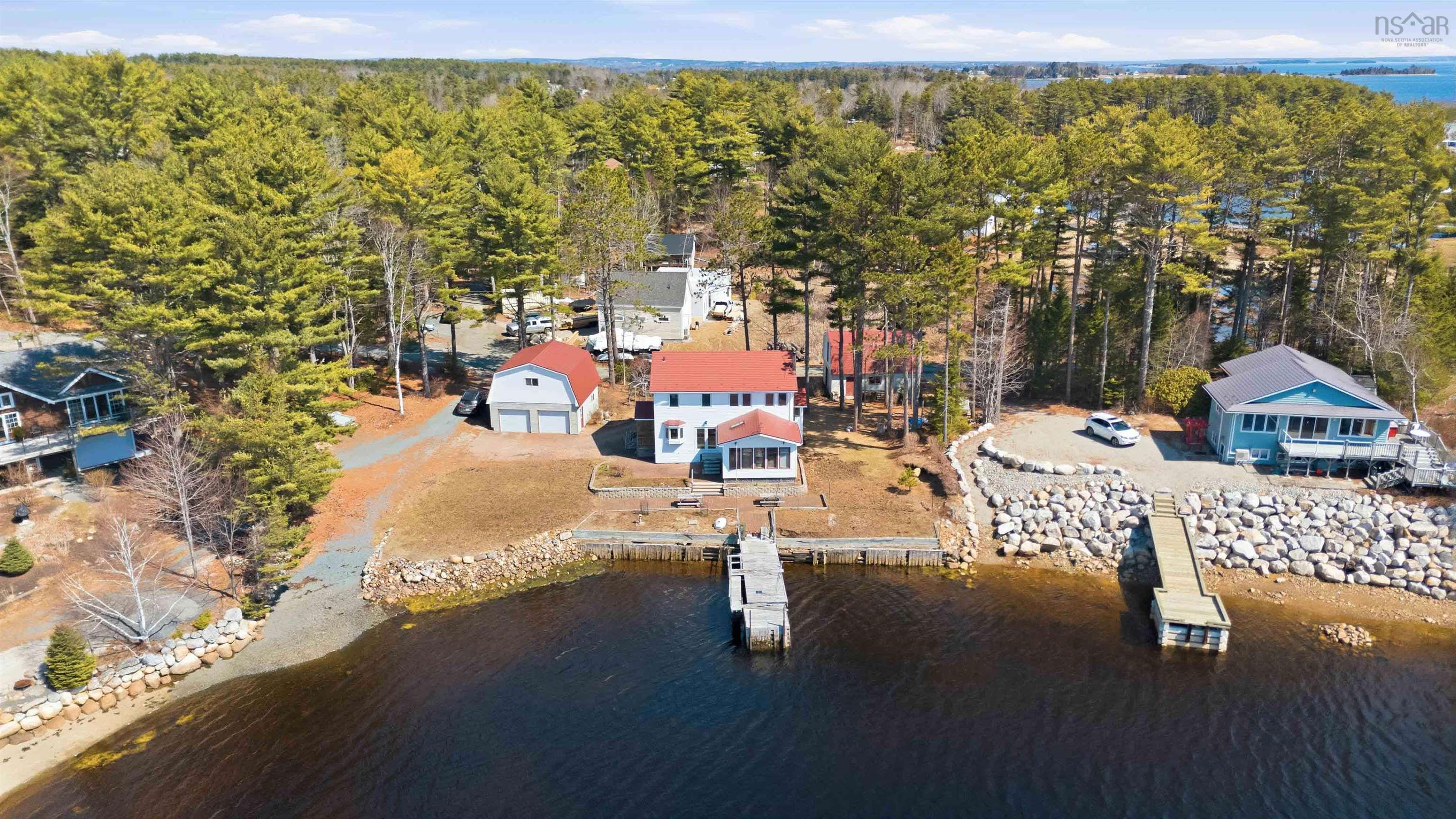 $799,900.00: 50 Narrows Basin Road, Martins River