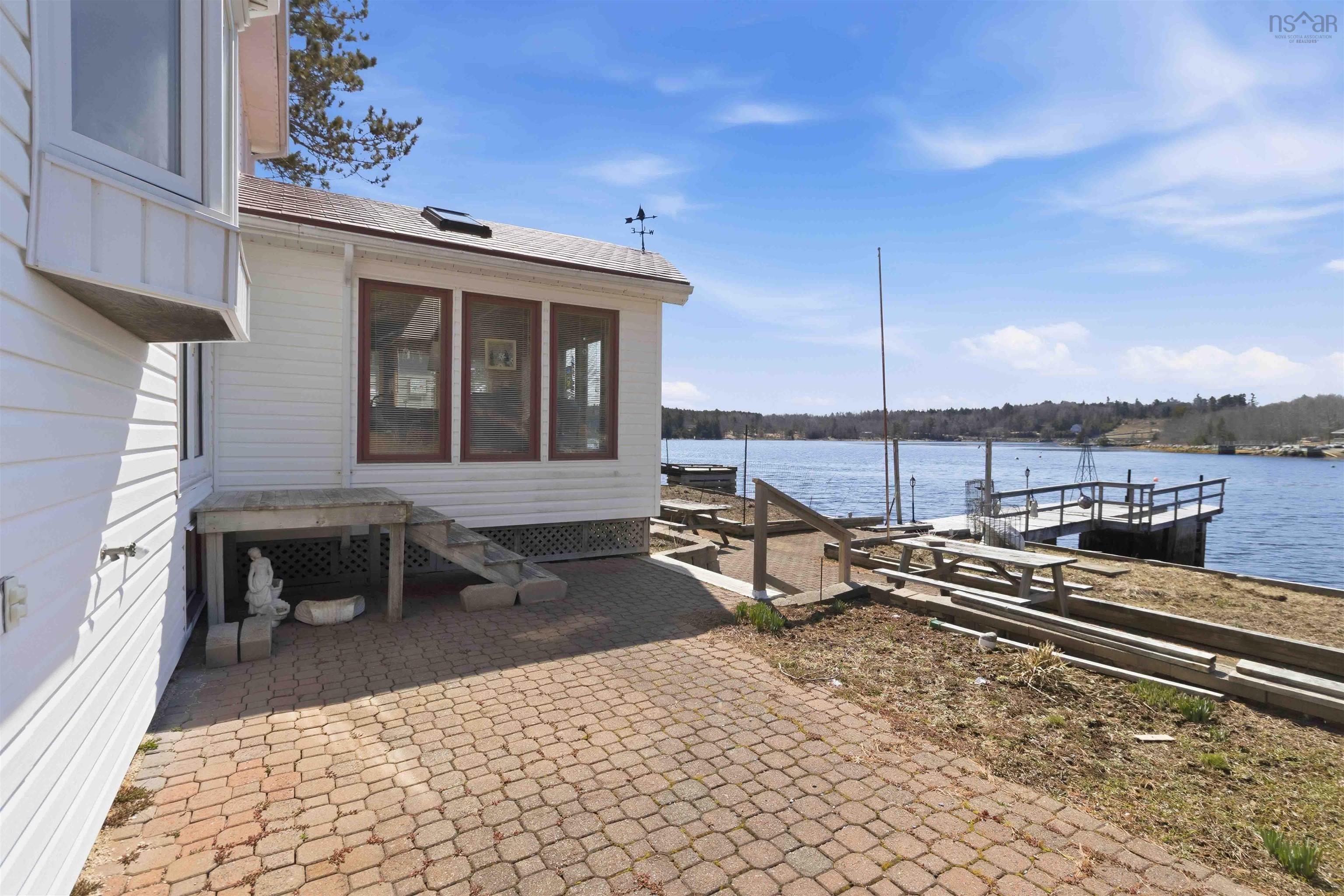 $799,900.00: 50 Narrows Basin Road, Martins River