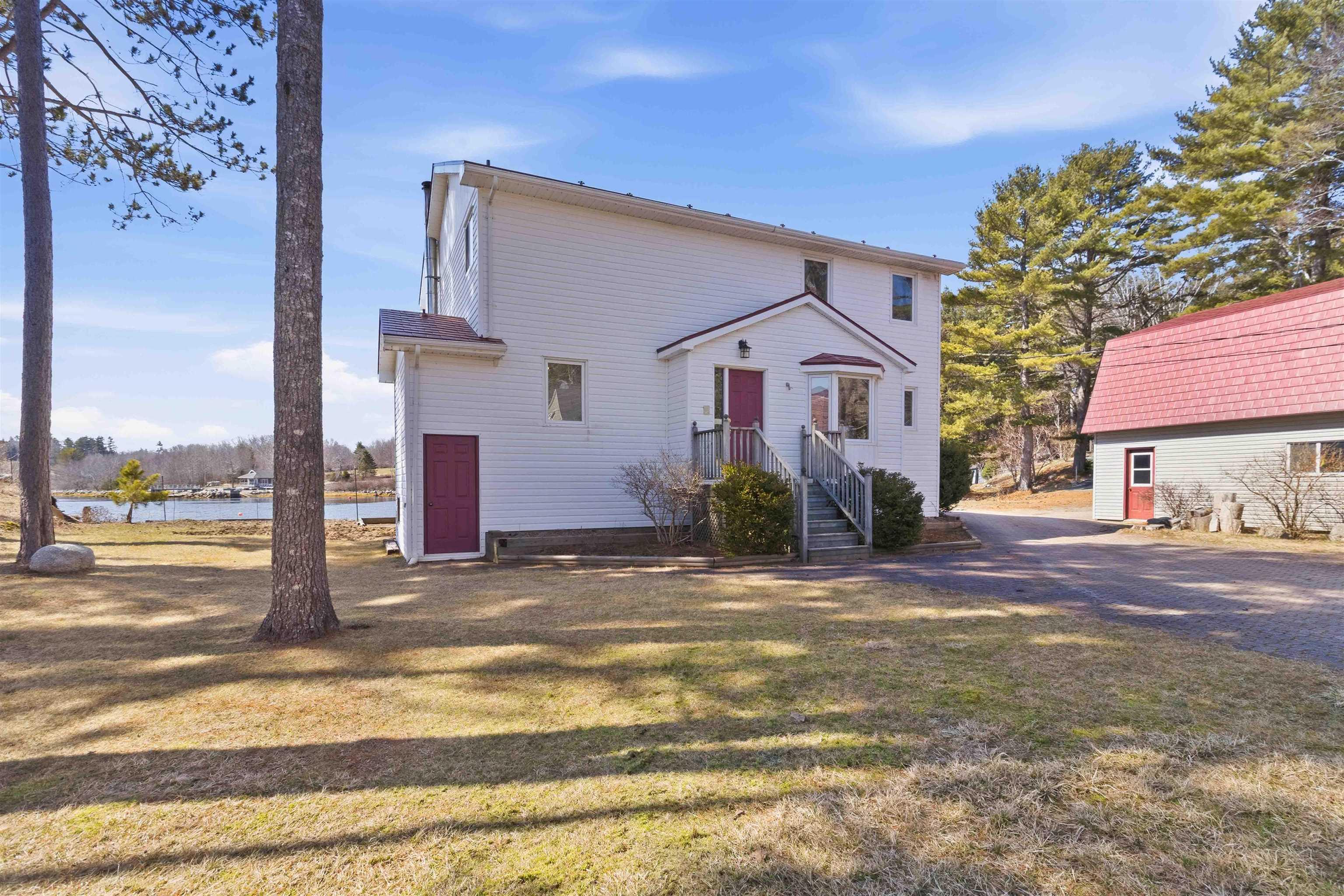 $799,900.00: 50 Narrows Basin Road, Martins River