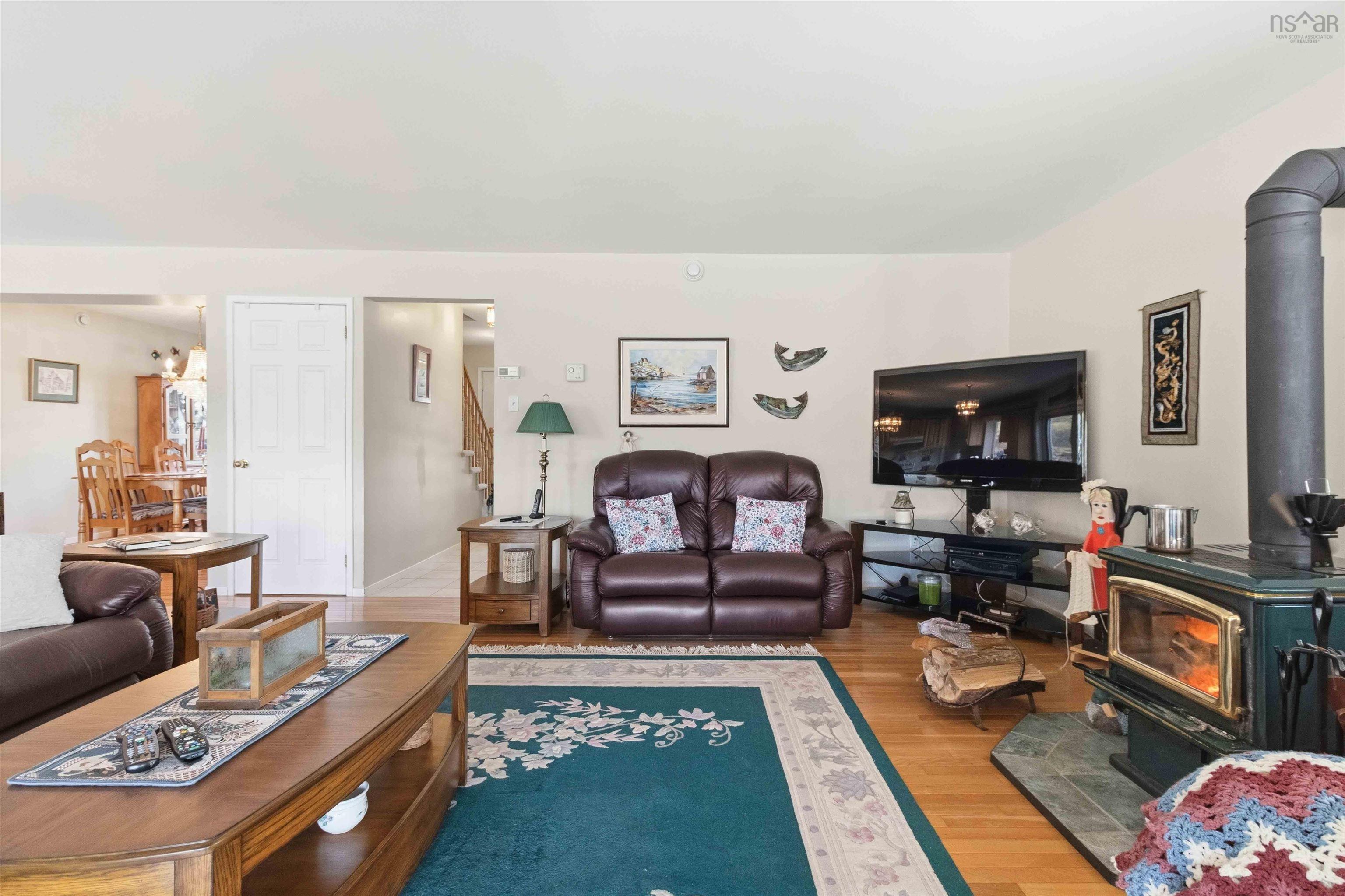 $799,900.00: 50 Narrows Basin Road, Martins River