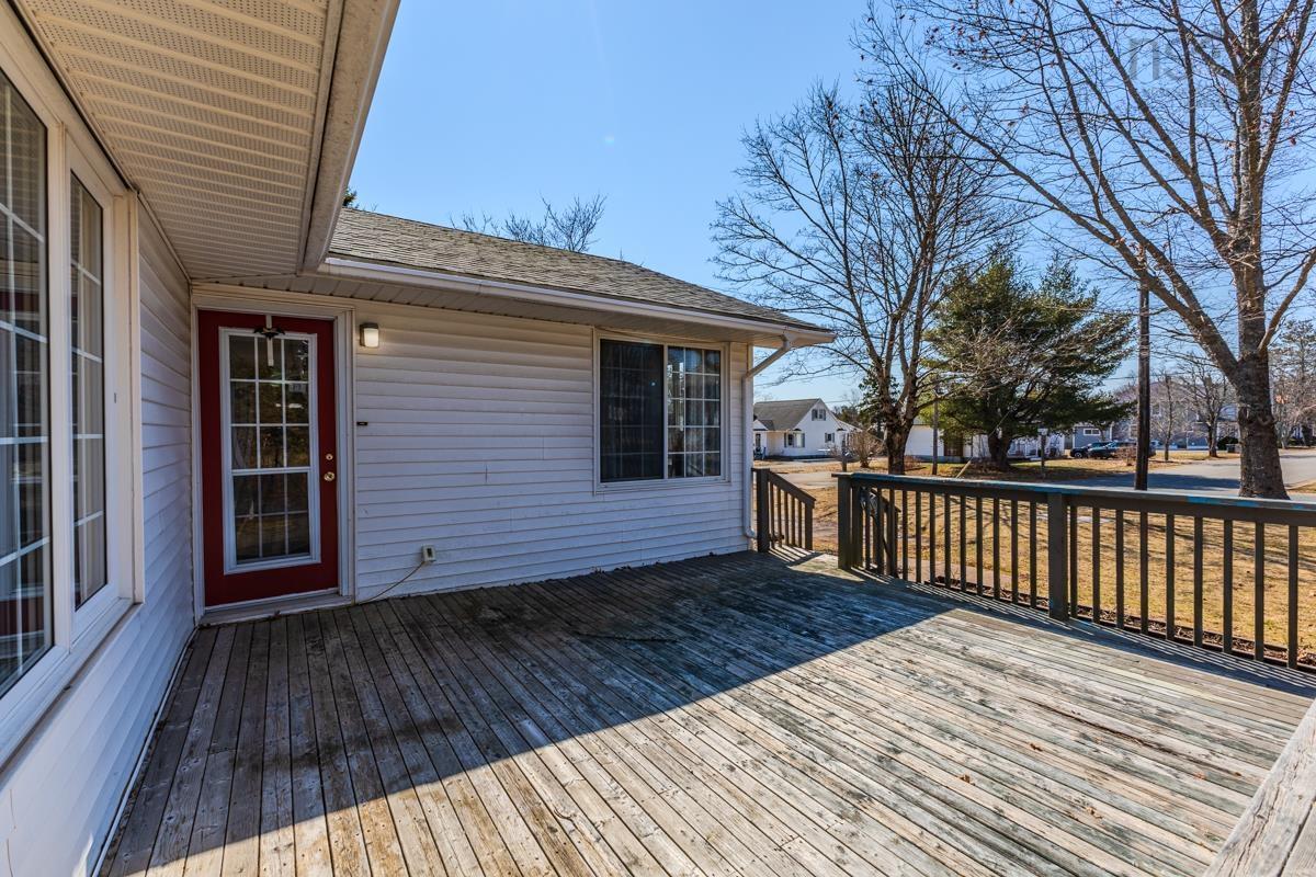 $307,500.00: 56 Regent Street, Amherst