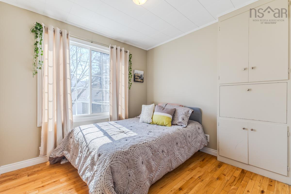 $307,500.00: 56 Regent Street, Amherst