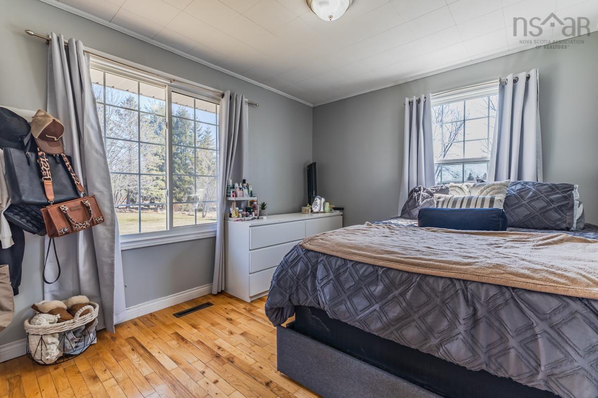 $307,500.00: 56 Regent Street, Amherst