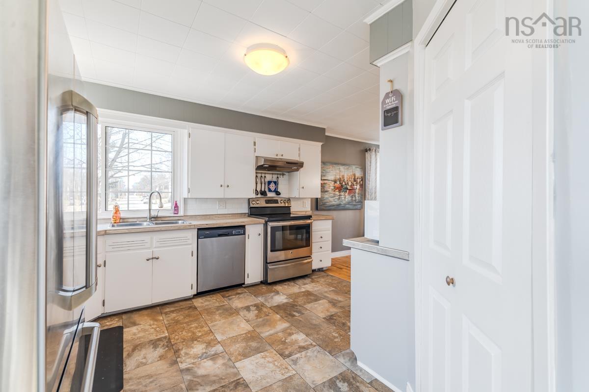 $307,500.00: 56 Regent Street, Amherst