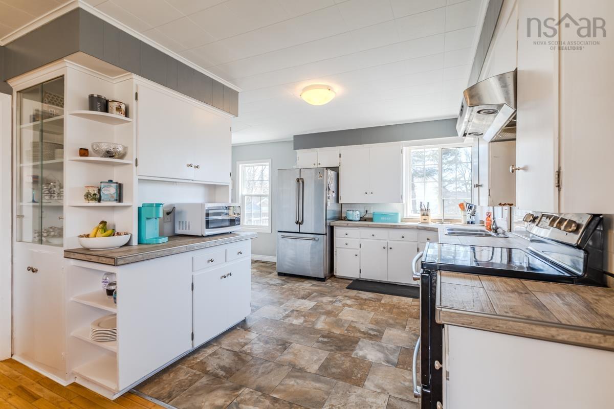 $307,500.00: 56 Regent Street, Amherst