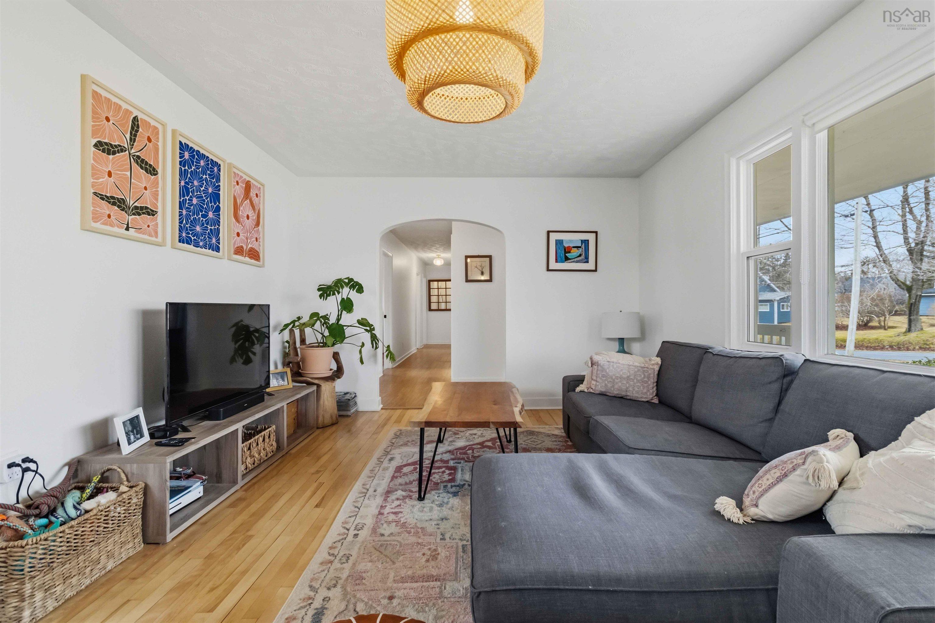 $475,000.00: 65 Back Road, Broad Cove