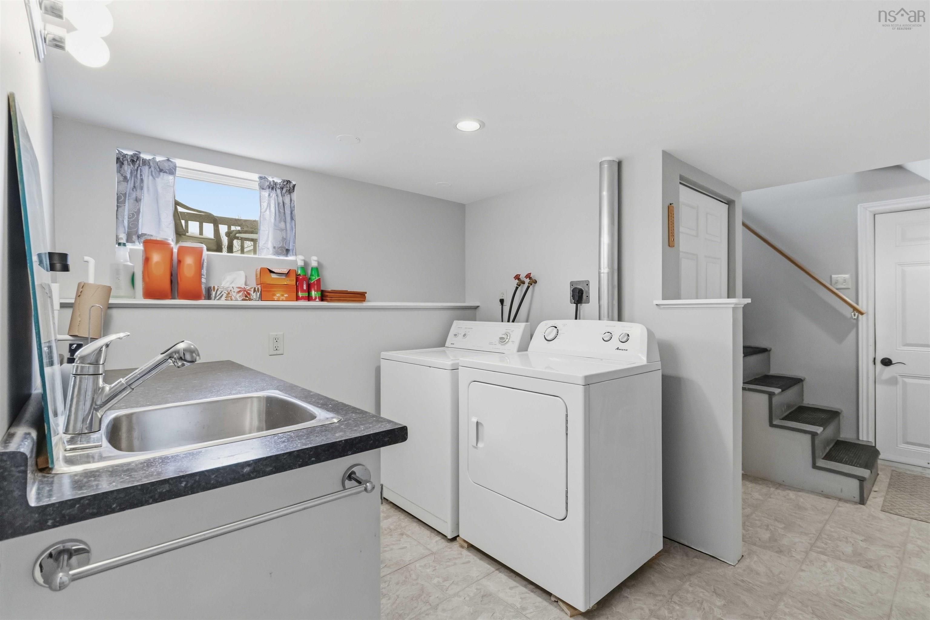 $475,000.00: 65 Back Road, Broad Cove