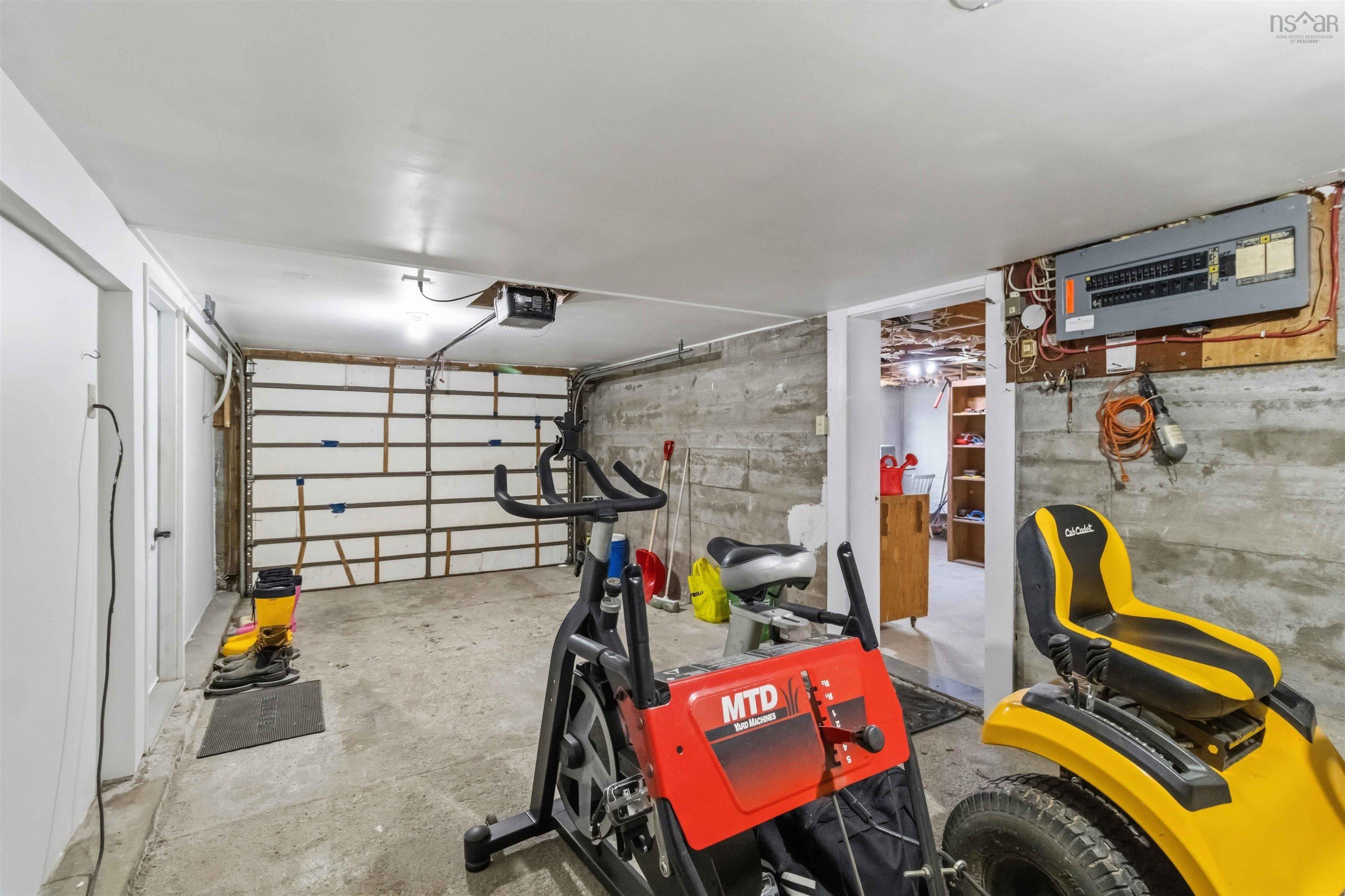 $475,000.00: 65 Back Road, Broad Cove