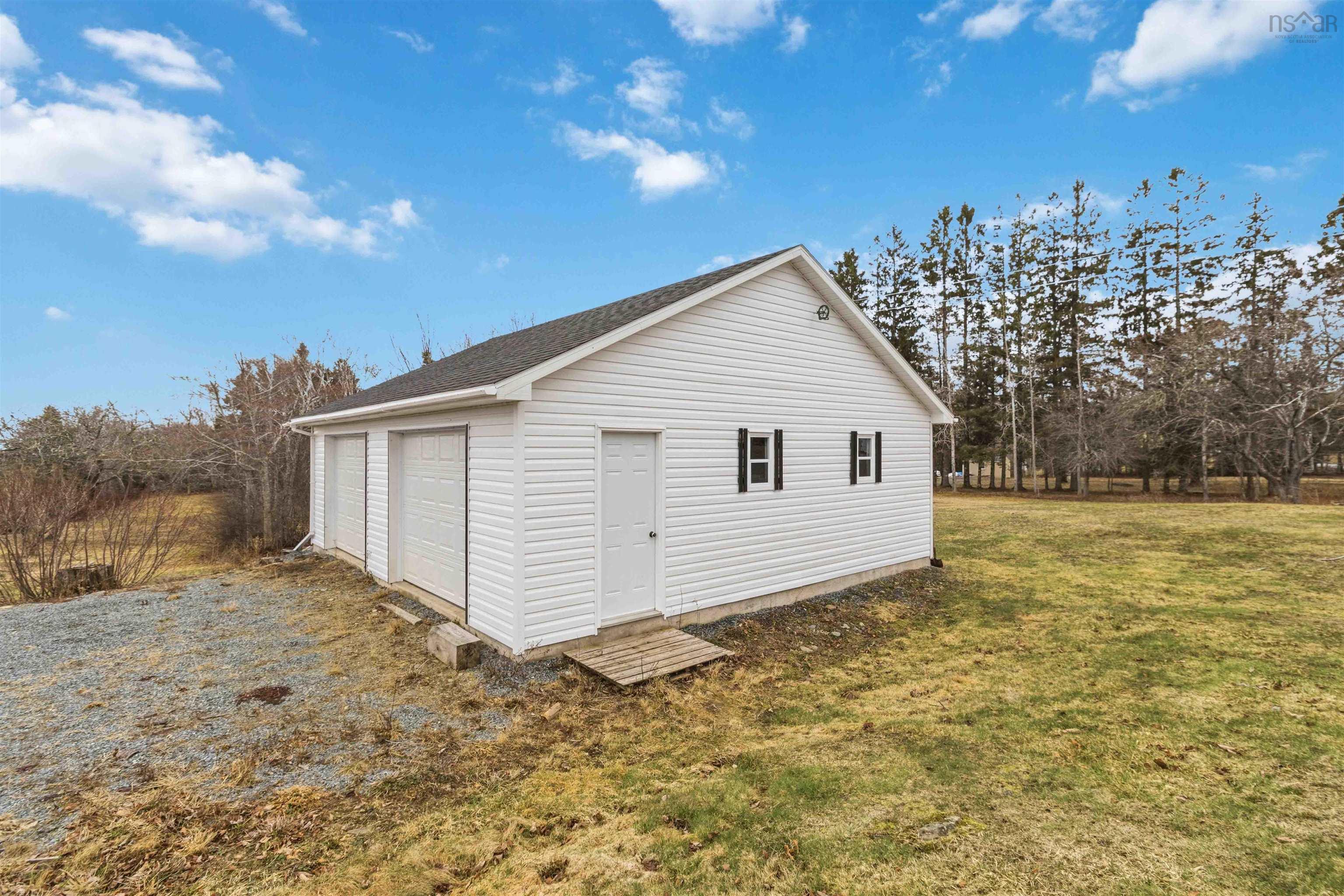 $475,000.00: 65 Back Road, Broad Cove