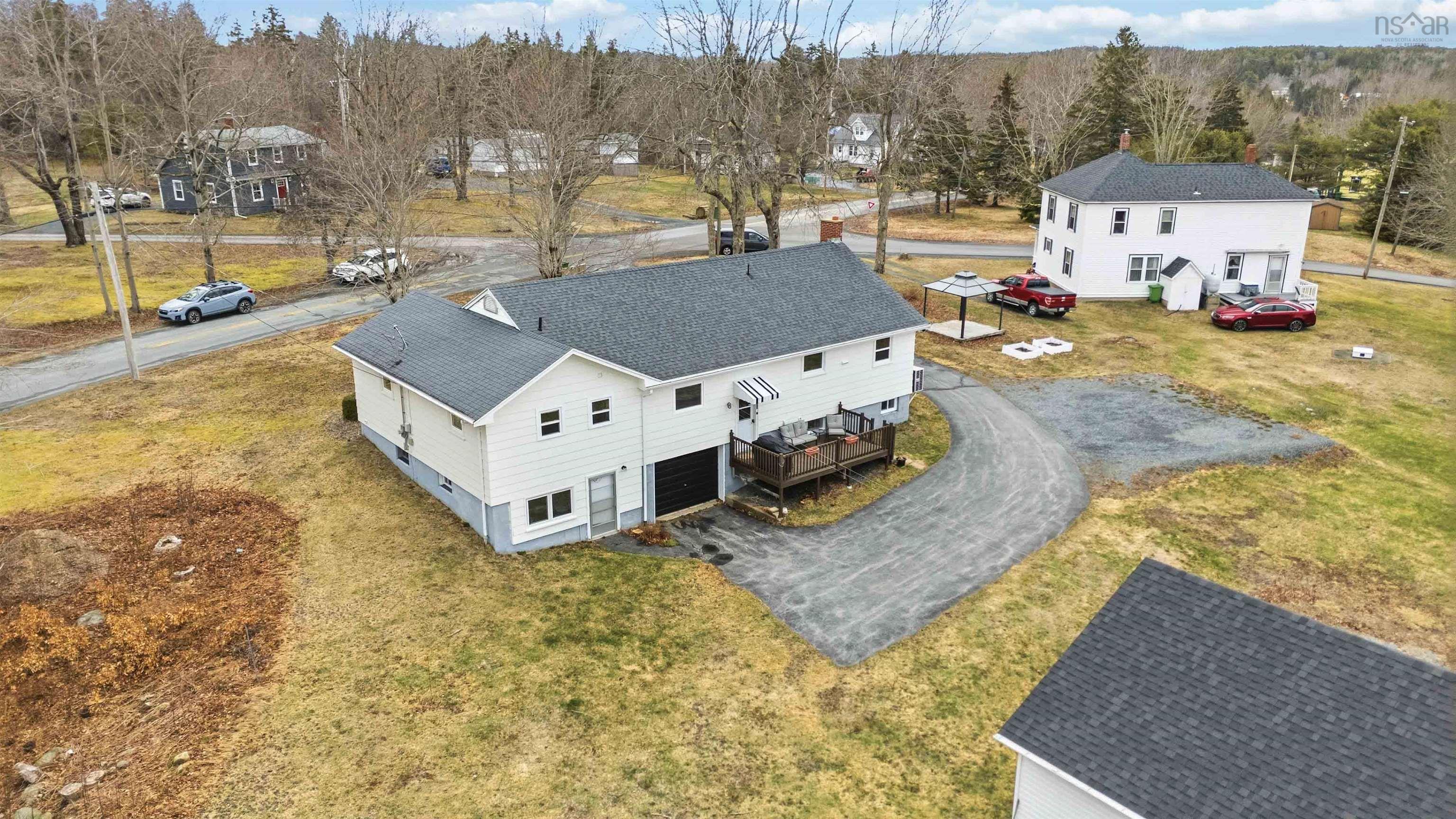 $475,000.00: 65 Back Road, Broad Cove