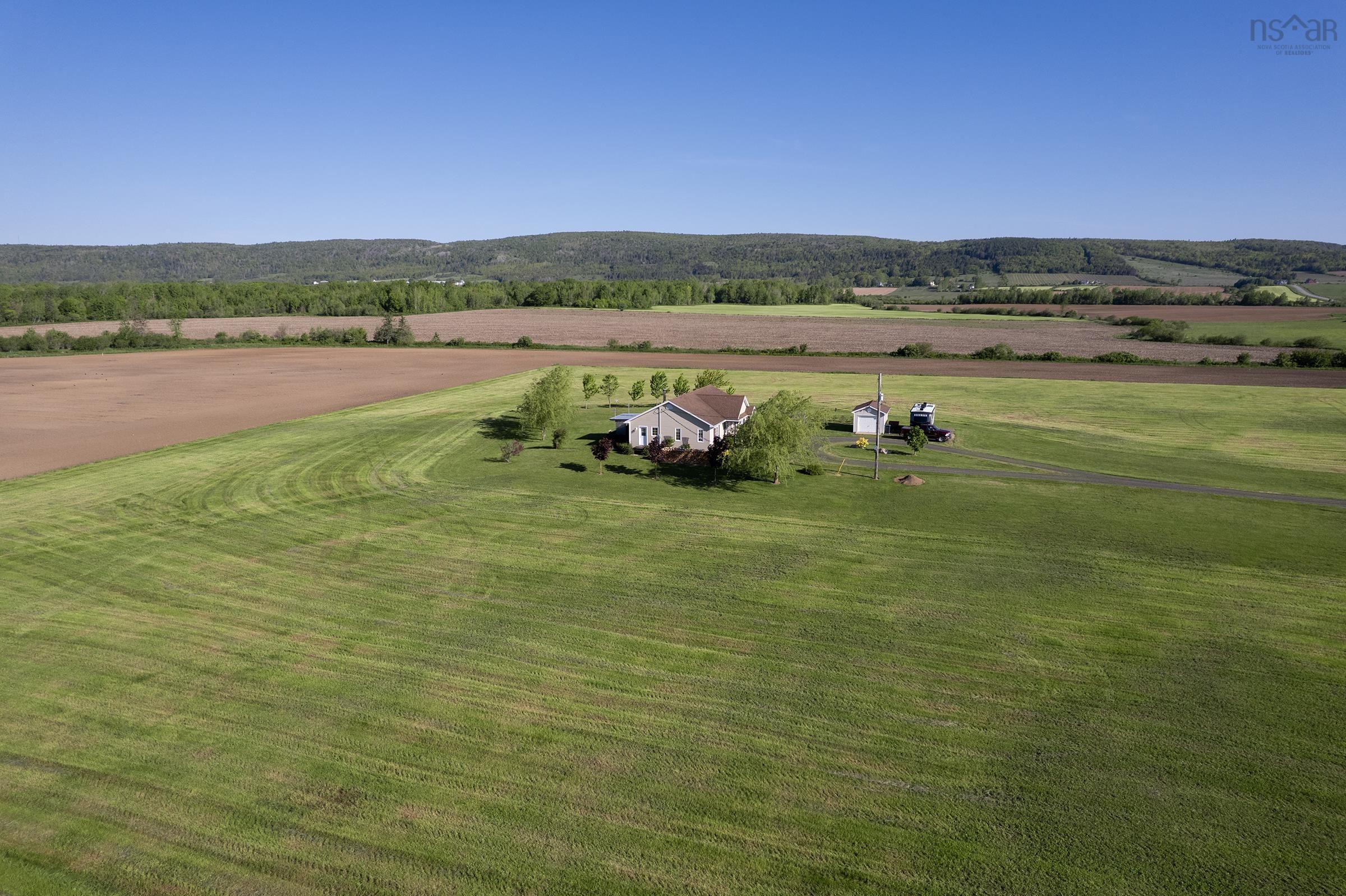 $525,000.00: 509 Fitch Road, Lawrencetown