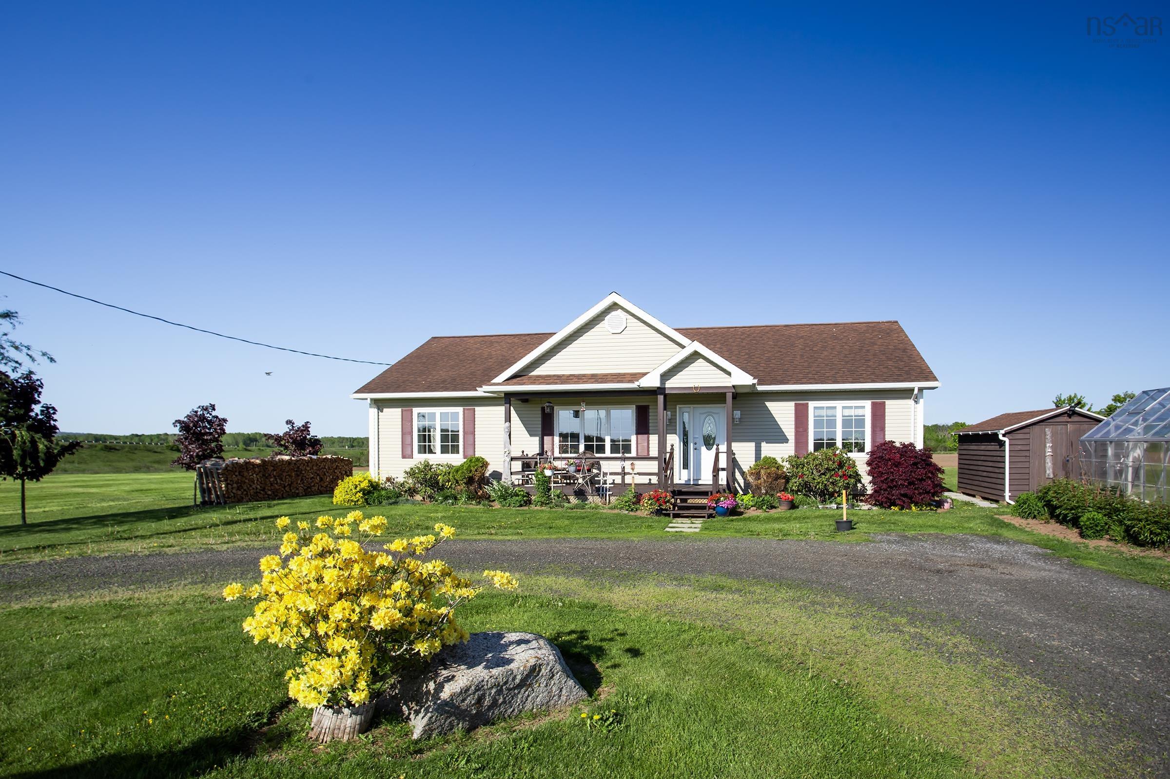 $525,000.00: 509 Fitch Road, Lawrencetown