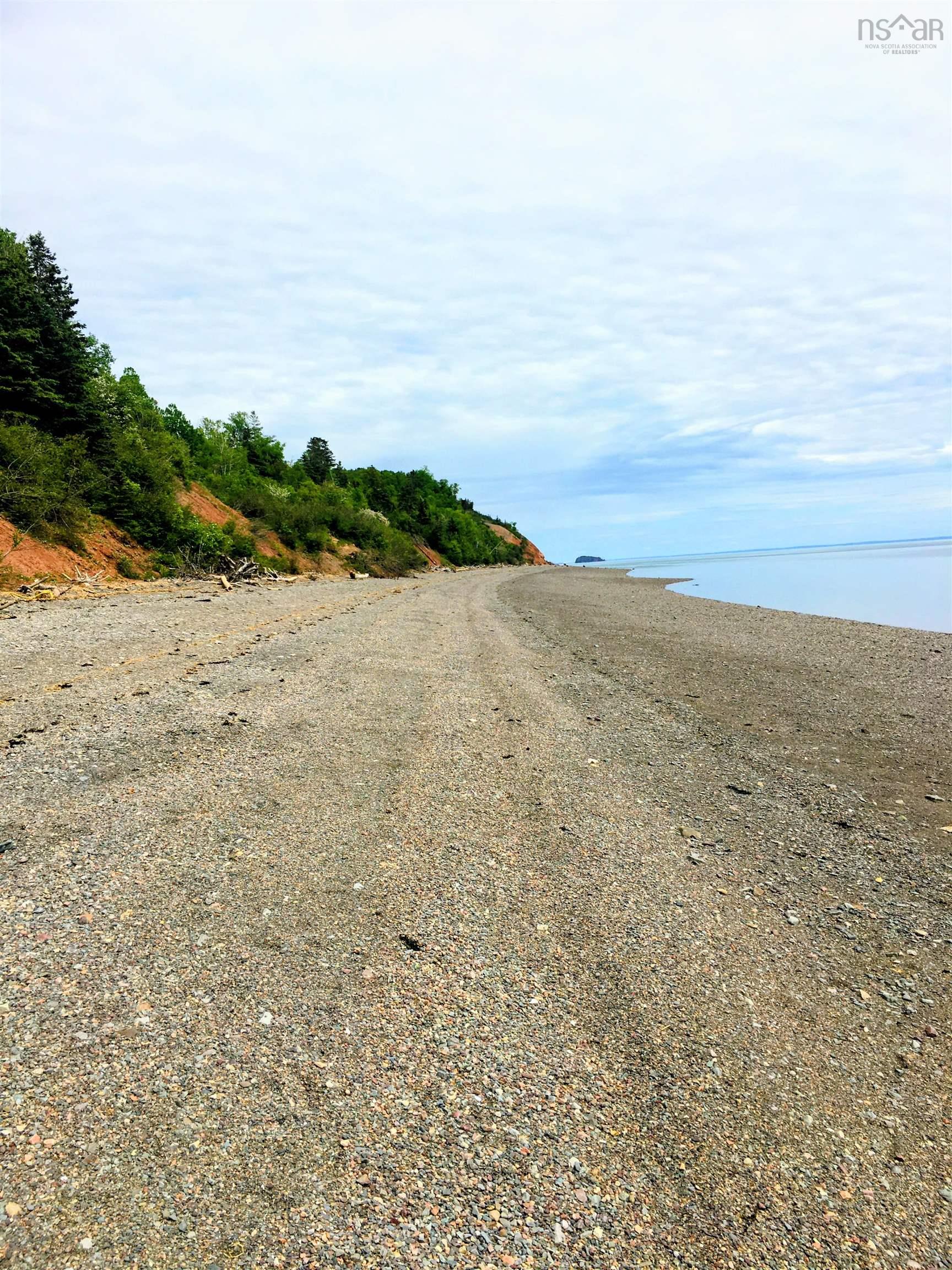 $529,900.00: 72 Spring Tide Lane, Two Islands