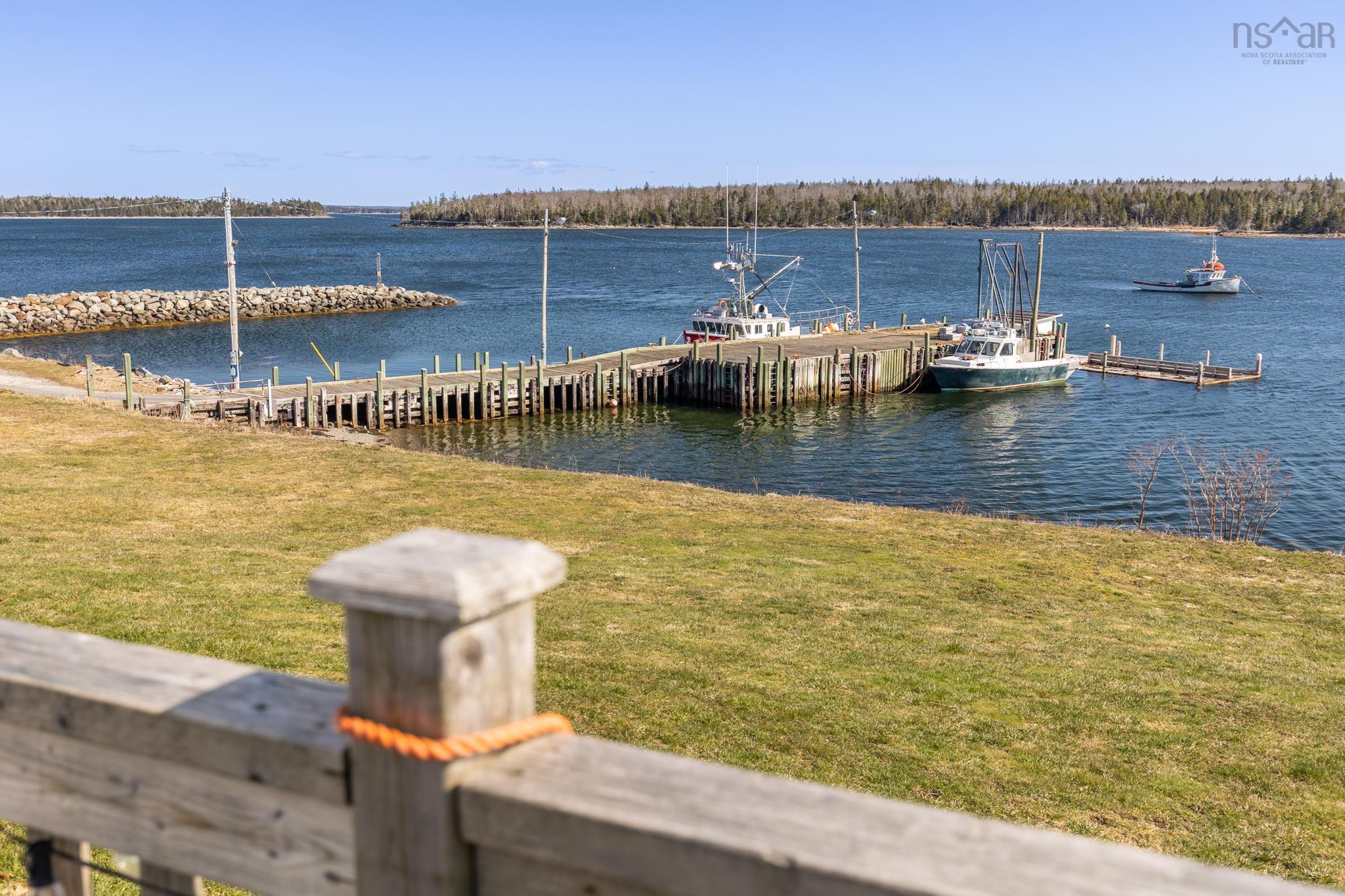 $529,000.00: 5 Highway 308, Morris Island