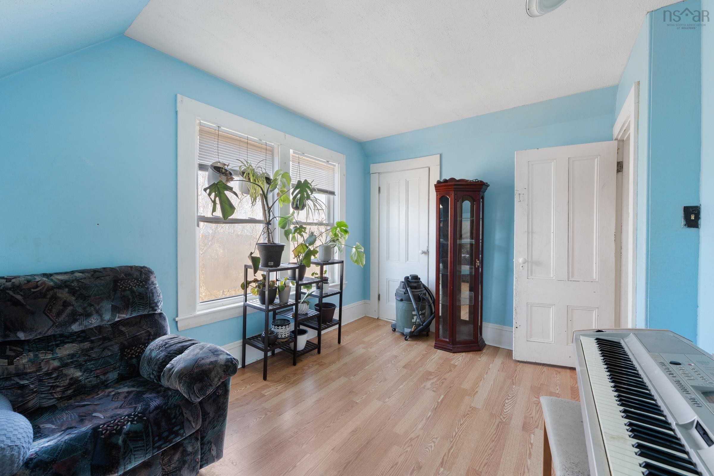 $329,000.00: 1089 Greenville Road, Brooklyn
