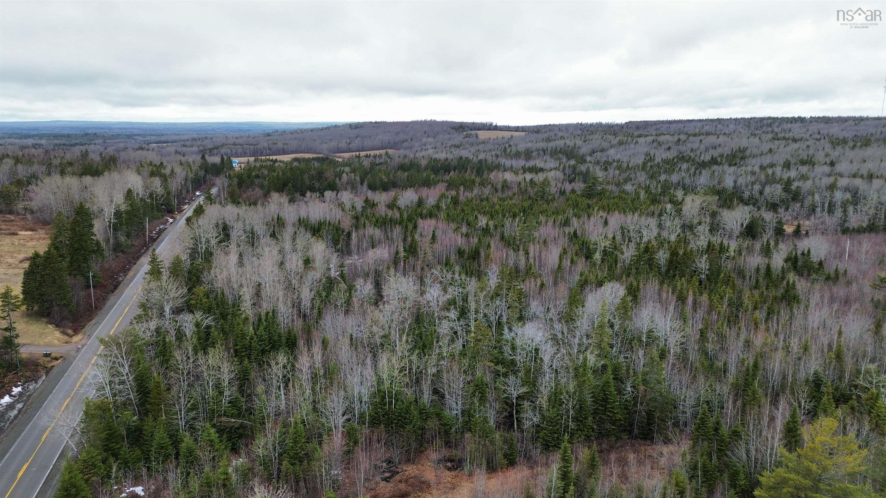 $49,900.00: V/L 204 Highway, Birchwood