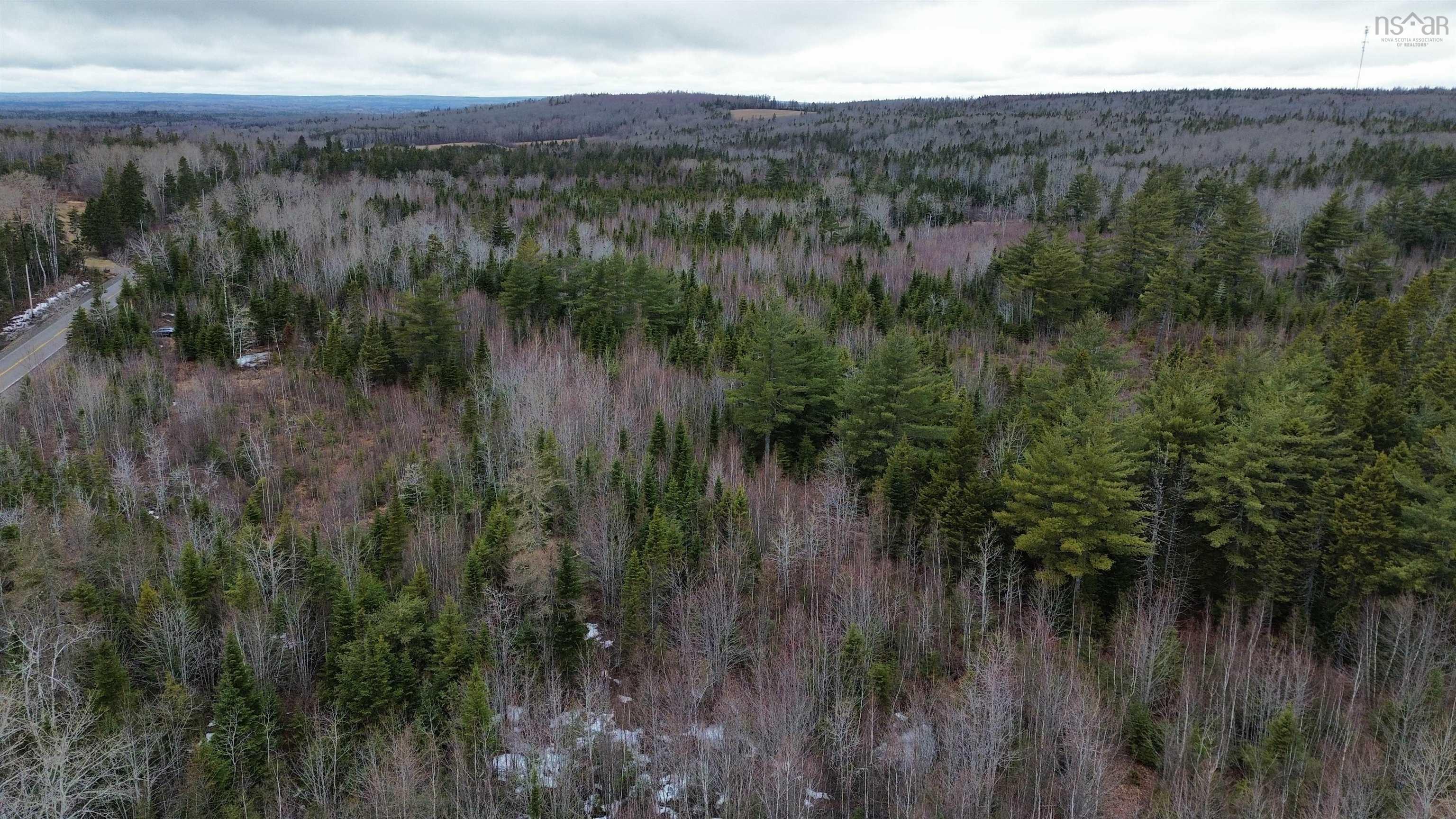 $49,900.00: V/L 204 Highway, Birchwood