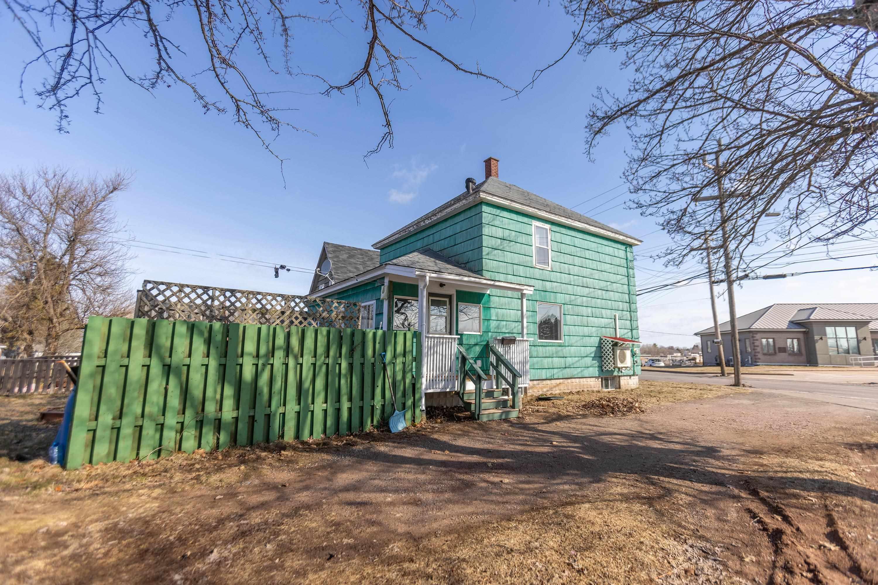 $199,900.00: 103 Hickman Street, Amherst