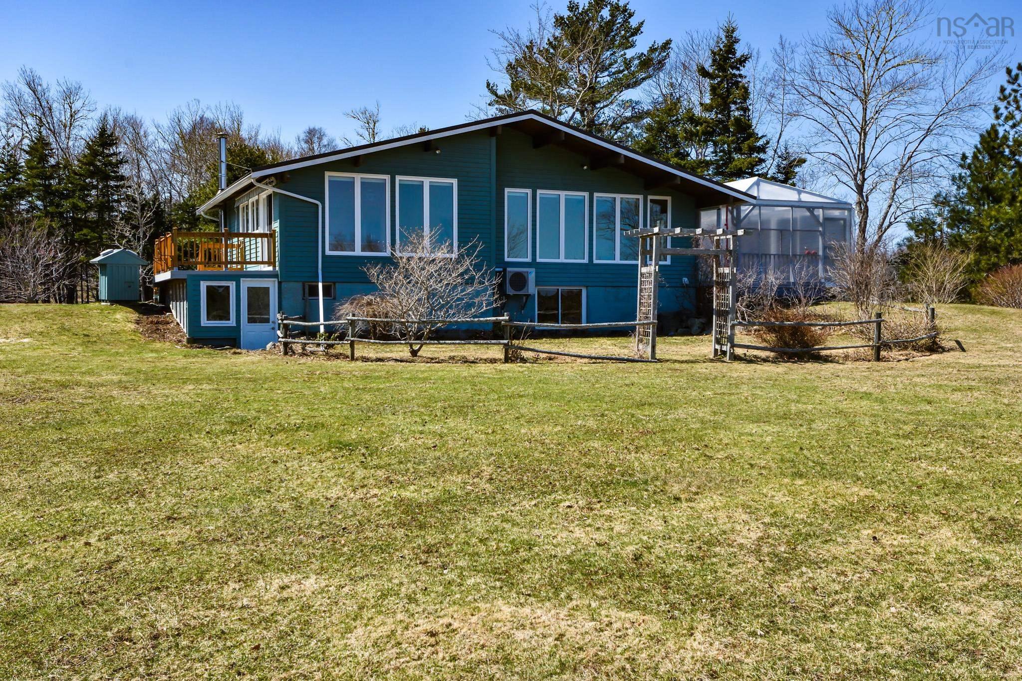 $549,000.00: 67 Cahoon Lane, East Port Medway