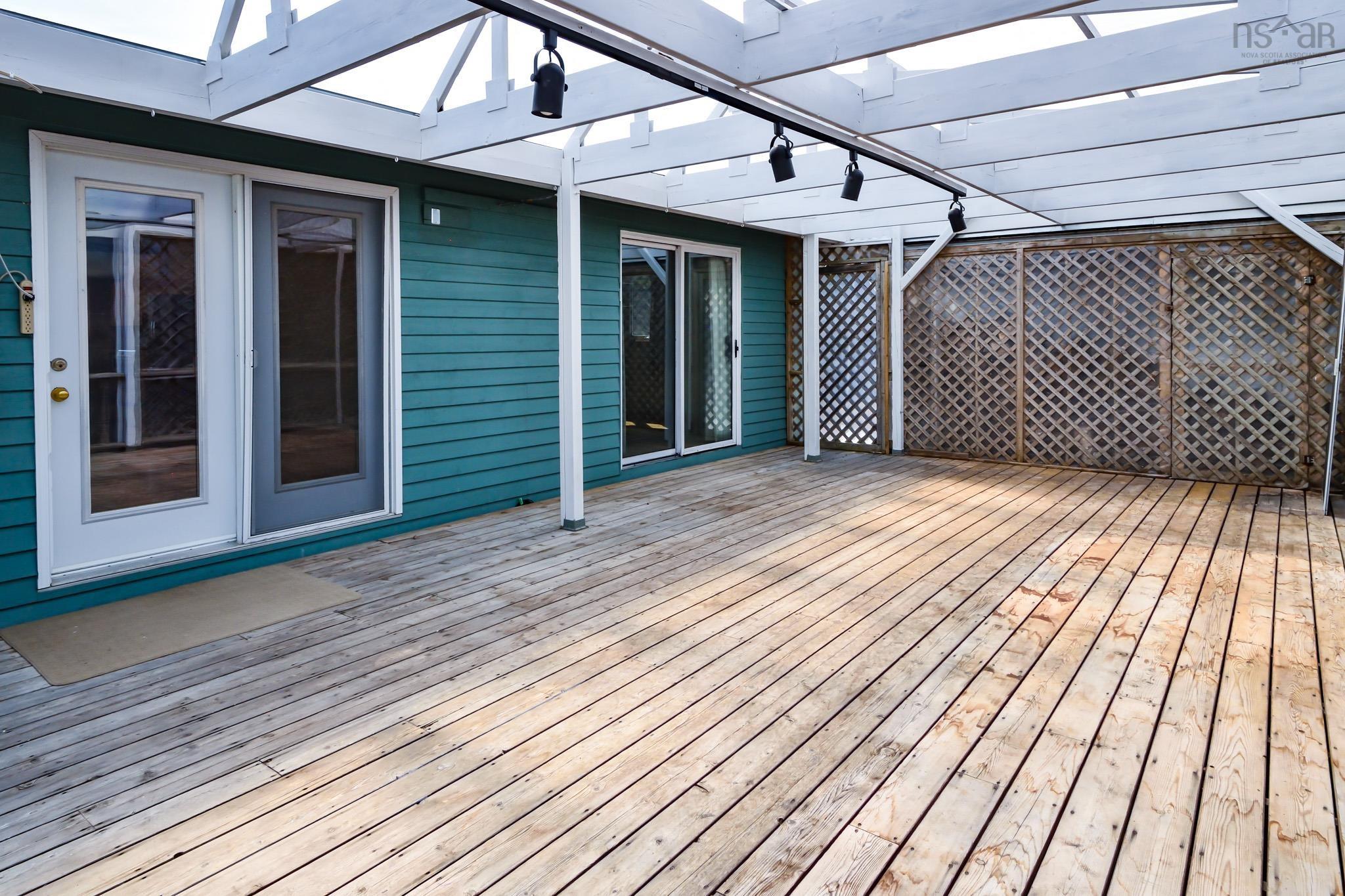 $549,000.00: 67 Cahoon Lane, East Port Medway