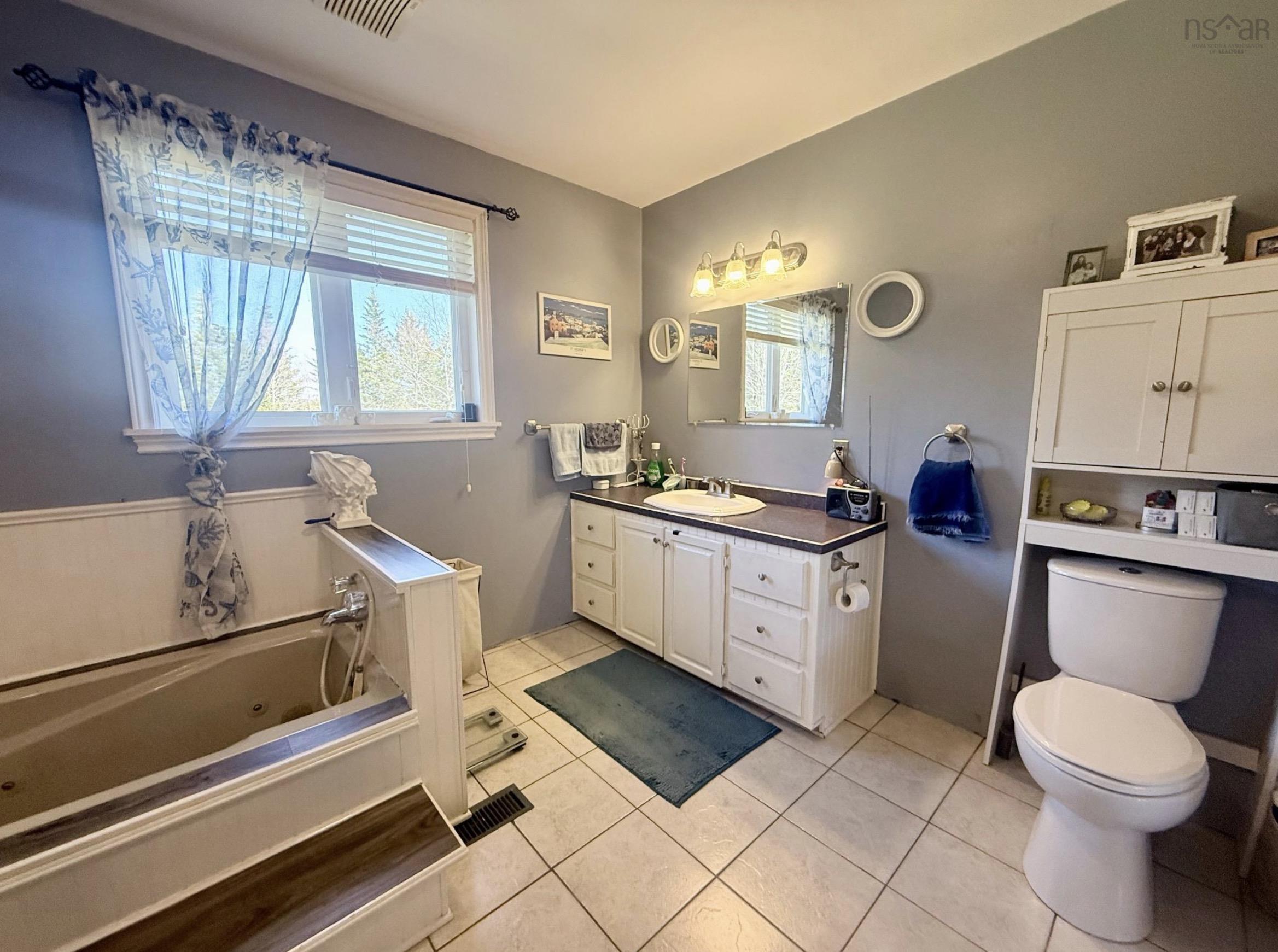 $349,900.00: 7514 Highway 3, Ste. Anne Du Ruisseau