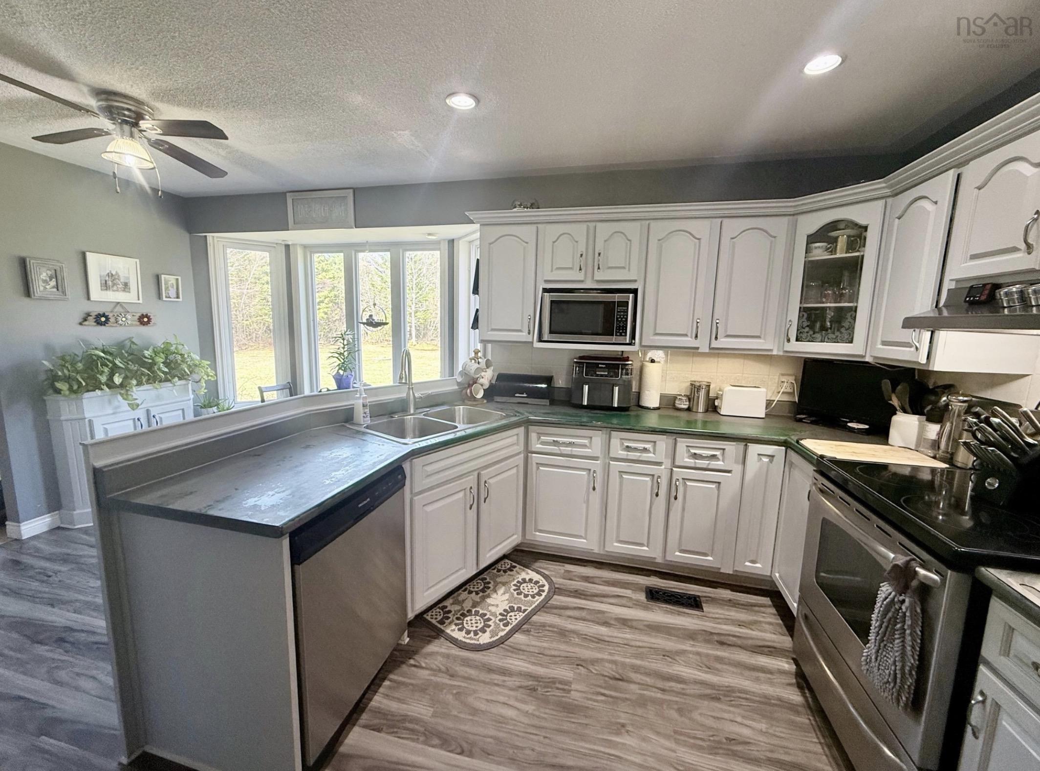 $349,900.00: 7514 Highway 3, Ste. Anne Du Ruisseau