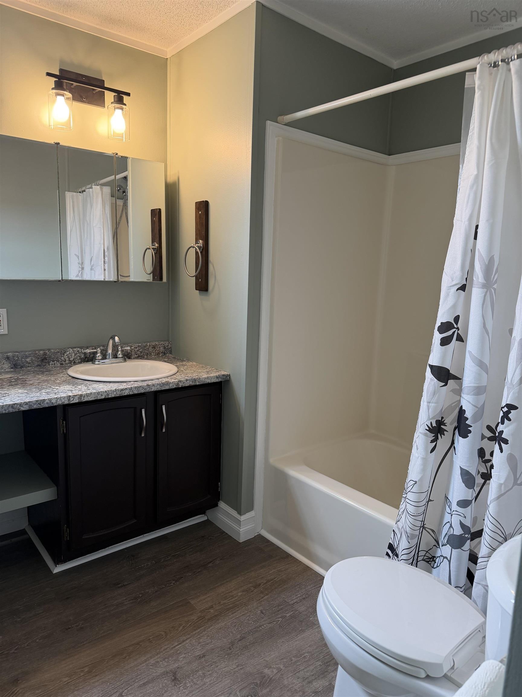 $169,900.00: 63 Greenhill Drive            B2V 2V9, Antigonish