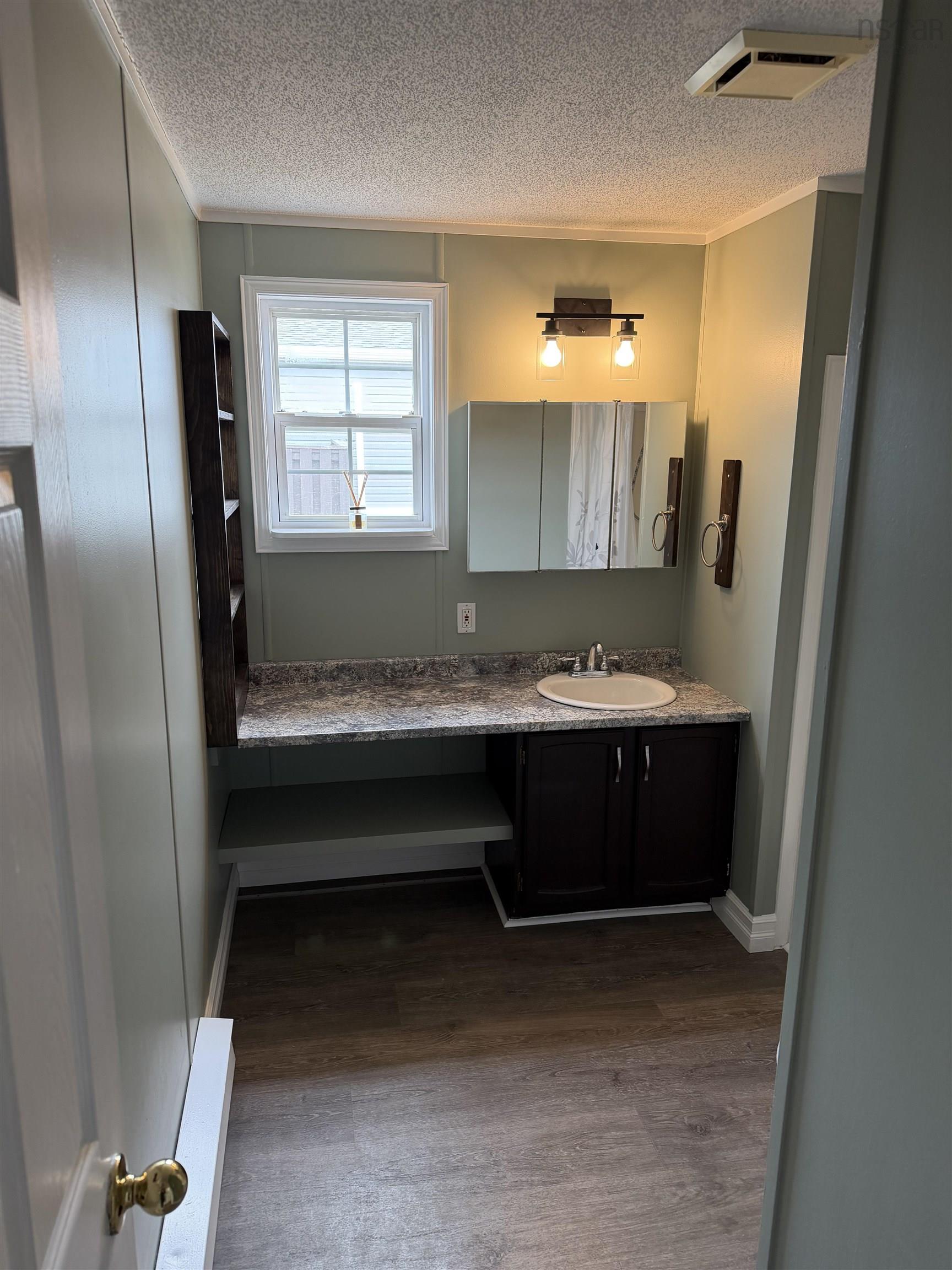 $169,900.00: 63 Greenhill Drive            B2V 2V9, Antigonish