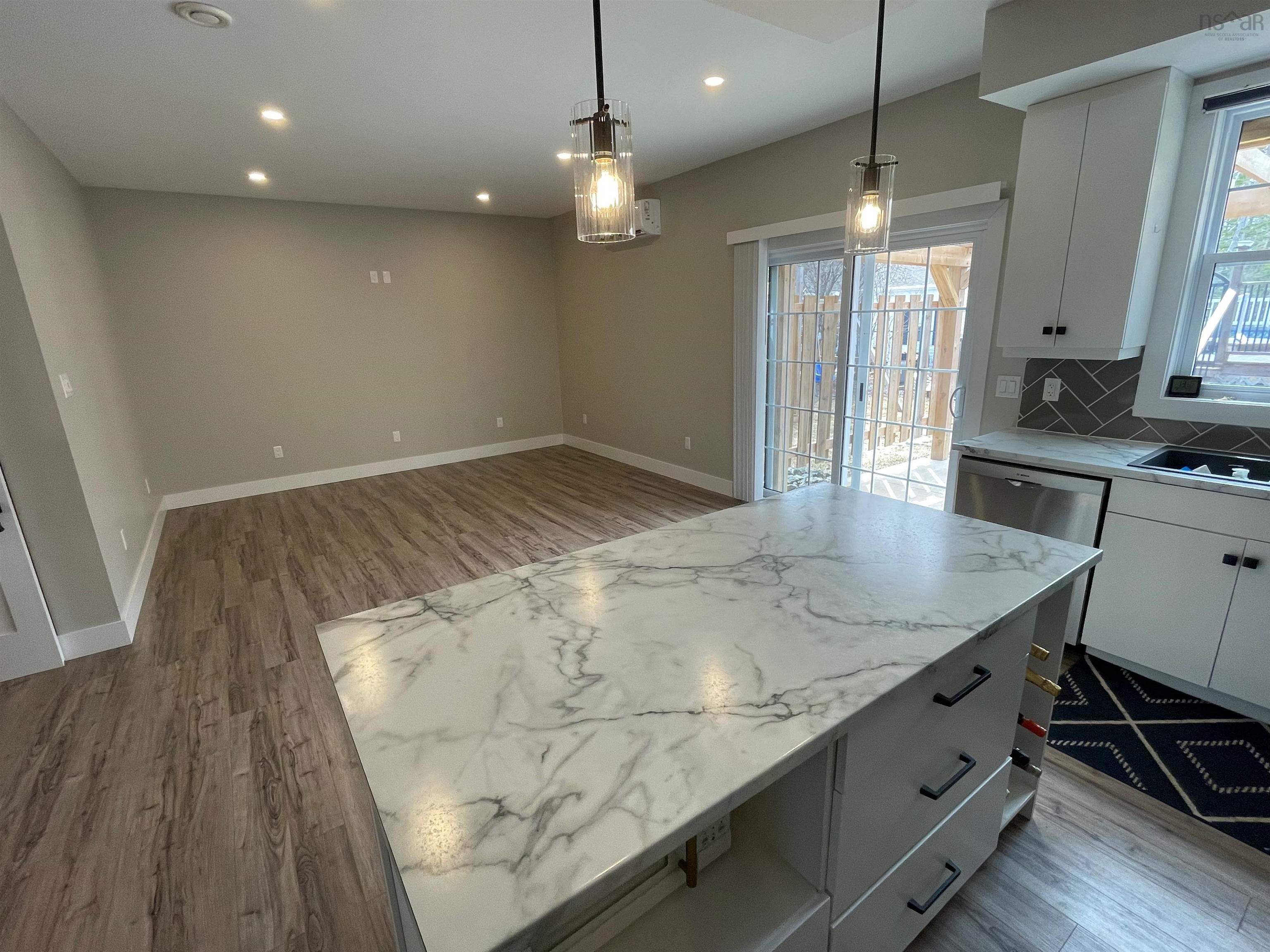 $449,900.00: 243 Braemar Drive, Westmount