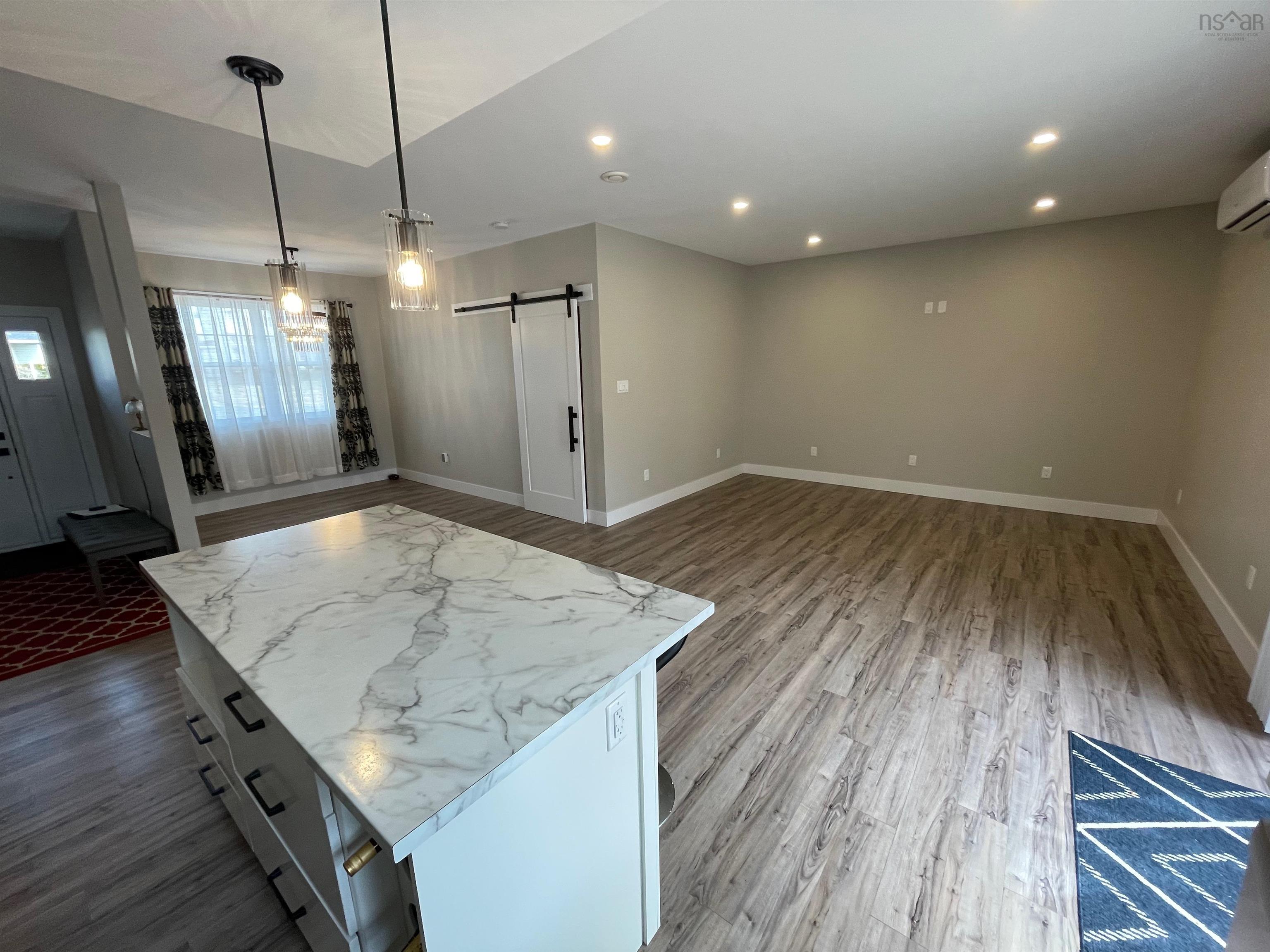 $449,900.00: 243 Braemar Drive, Westmount