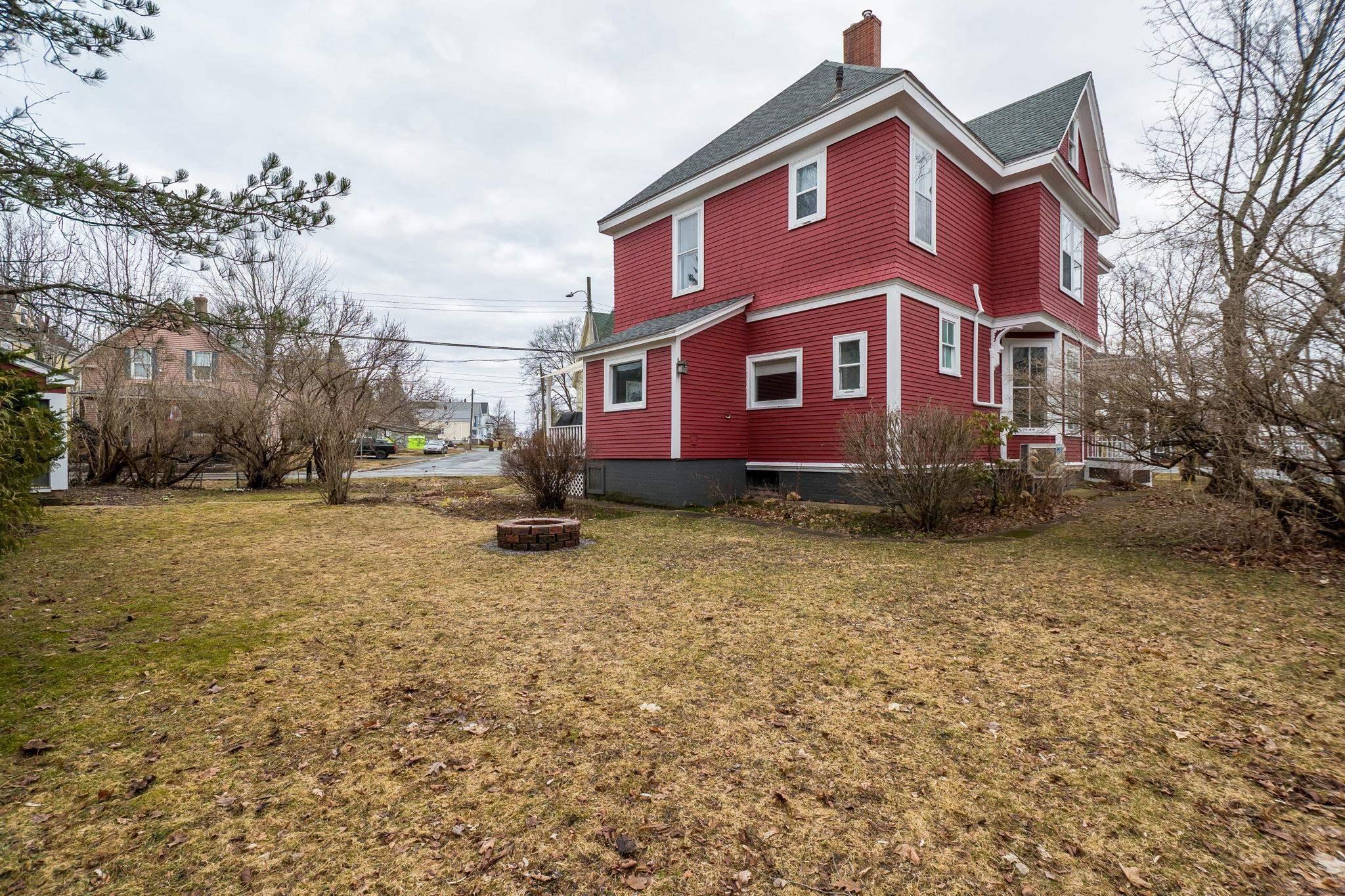 $549,000.00: 304 Clifton Avenue, Windsor