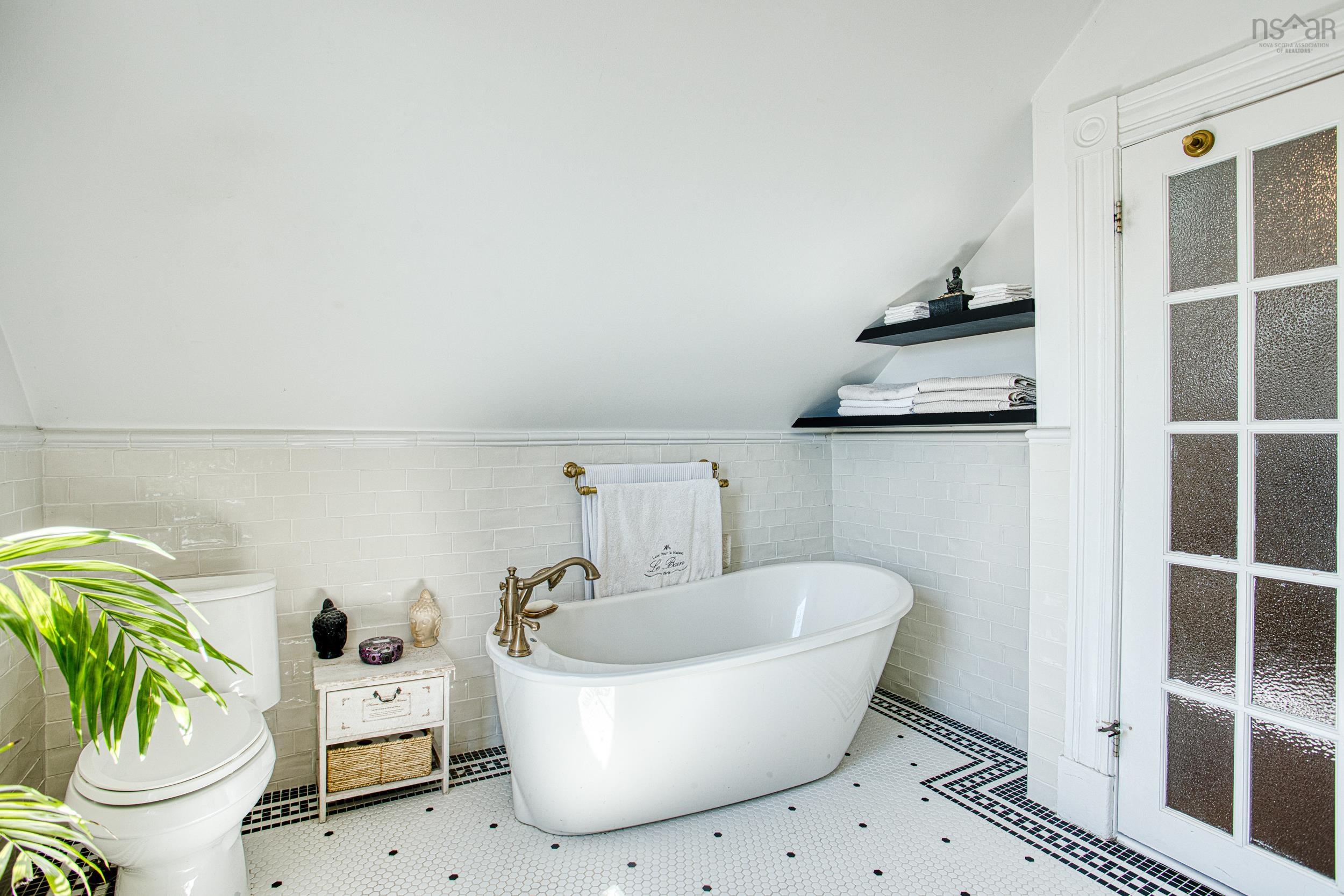 53 Rutledge Street, Bedford, NS (MLS 202607288)