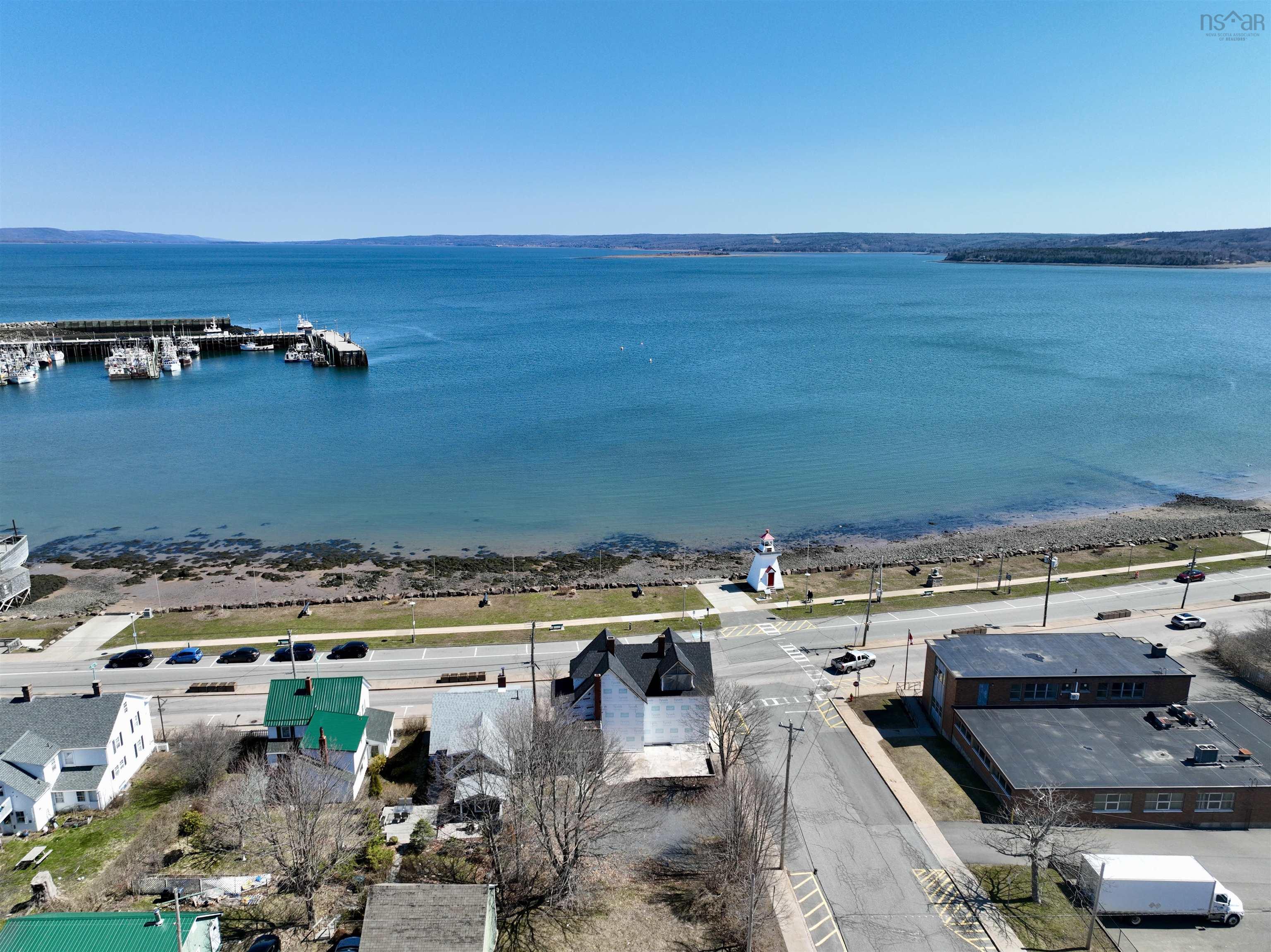 $195,888.00: 9 Water Street, Digby