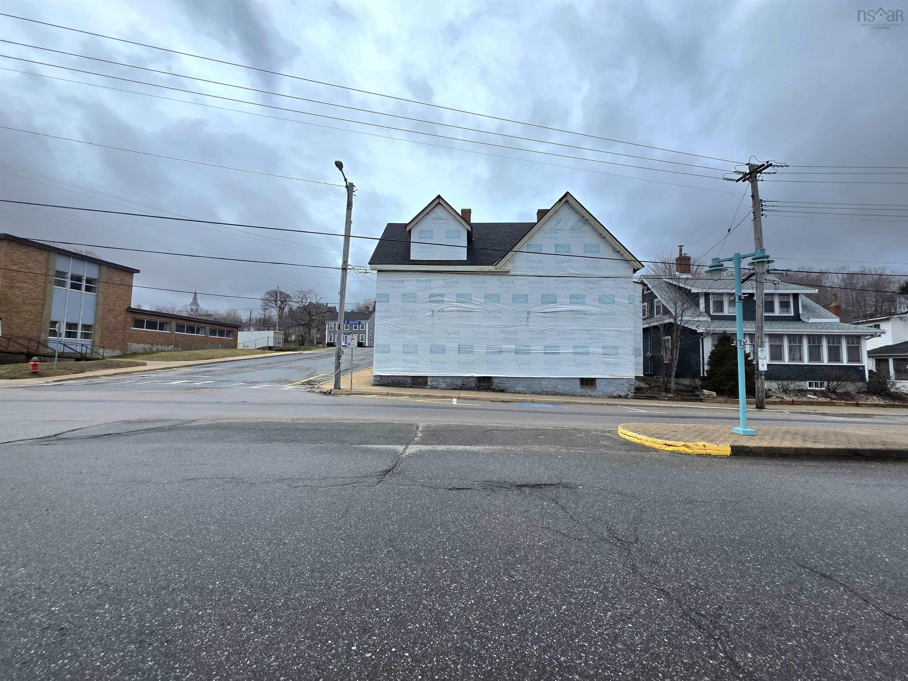 $195,888.00: 9 Water Street, Digby