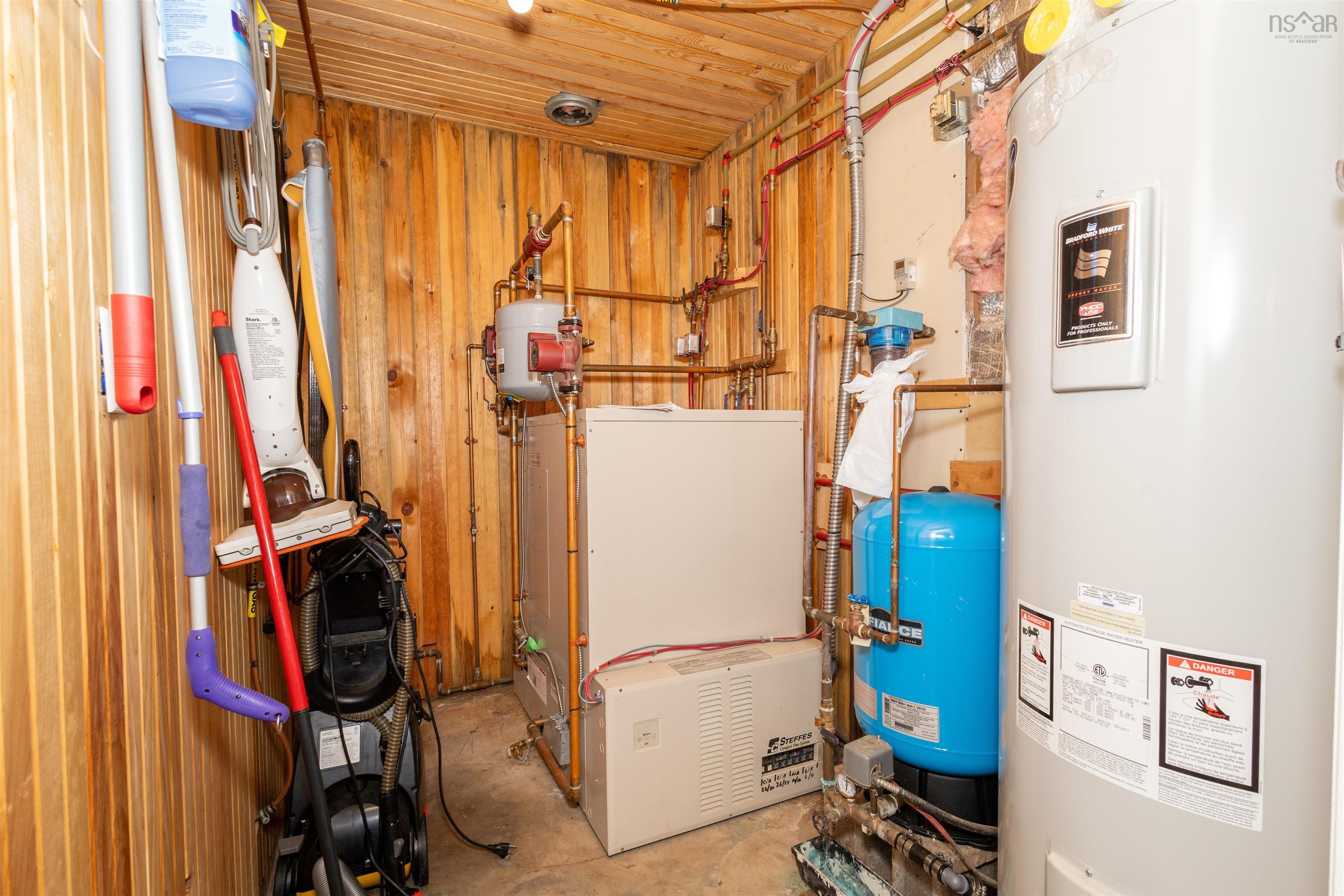 $449,000.00: 10383 105 Highway, Aberdeen