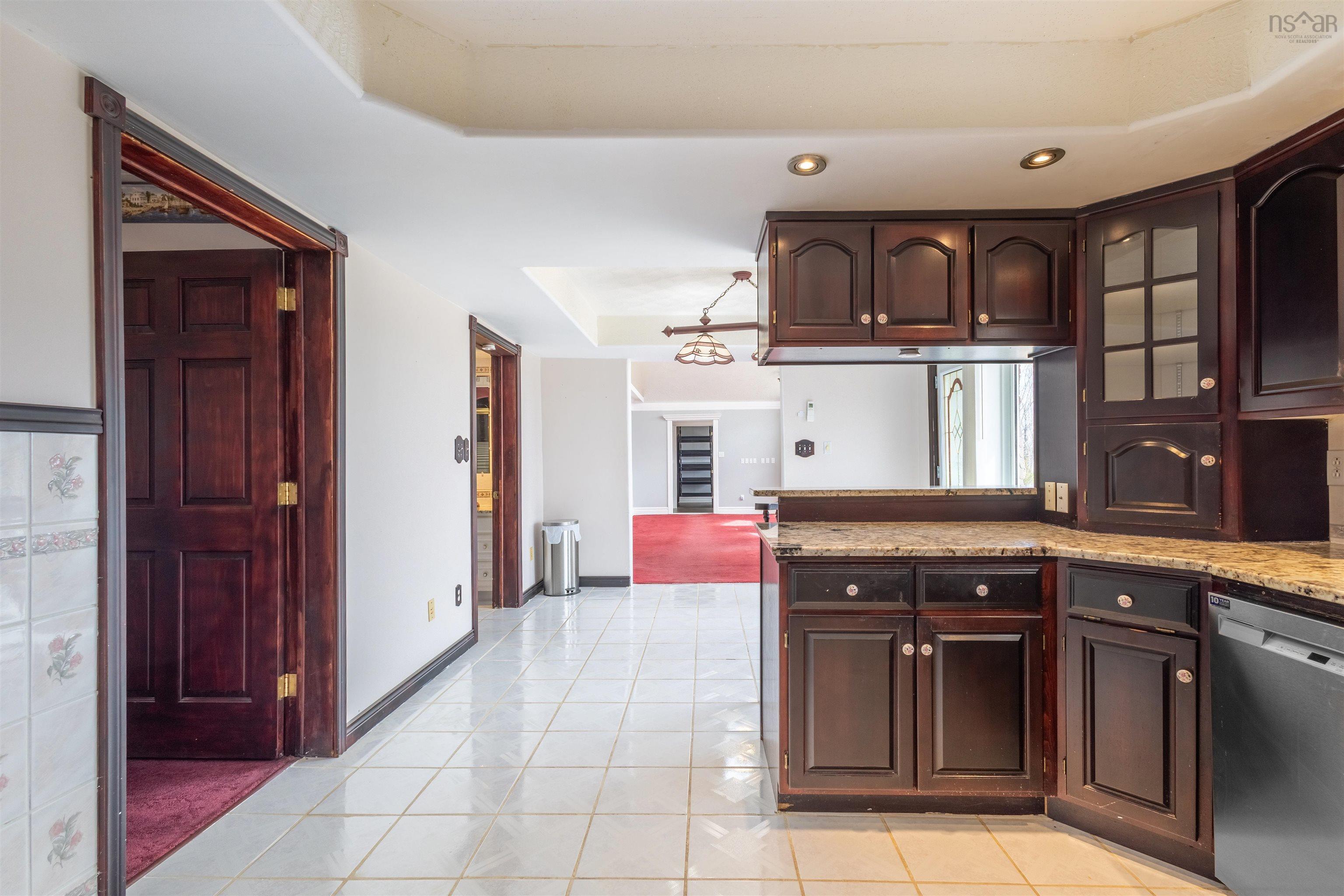 $449,000.00: 10383 105 Highway, Aberdeen