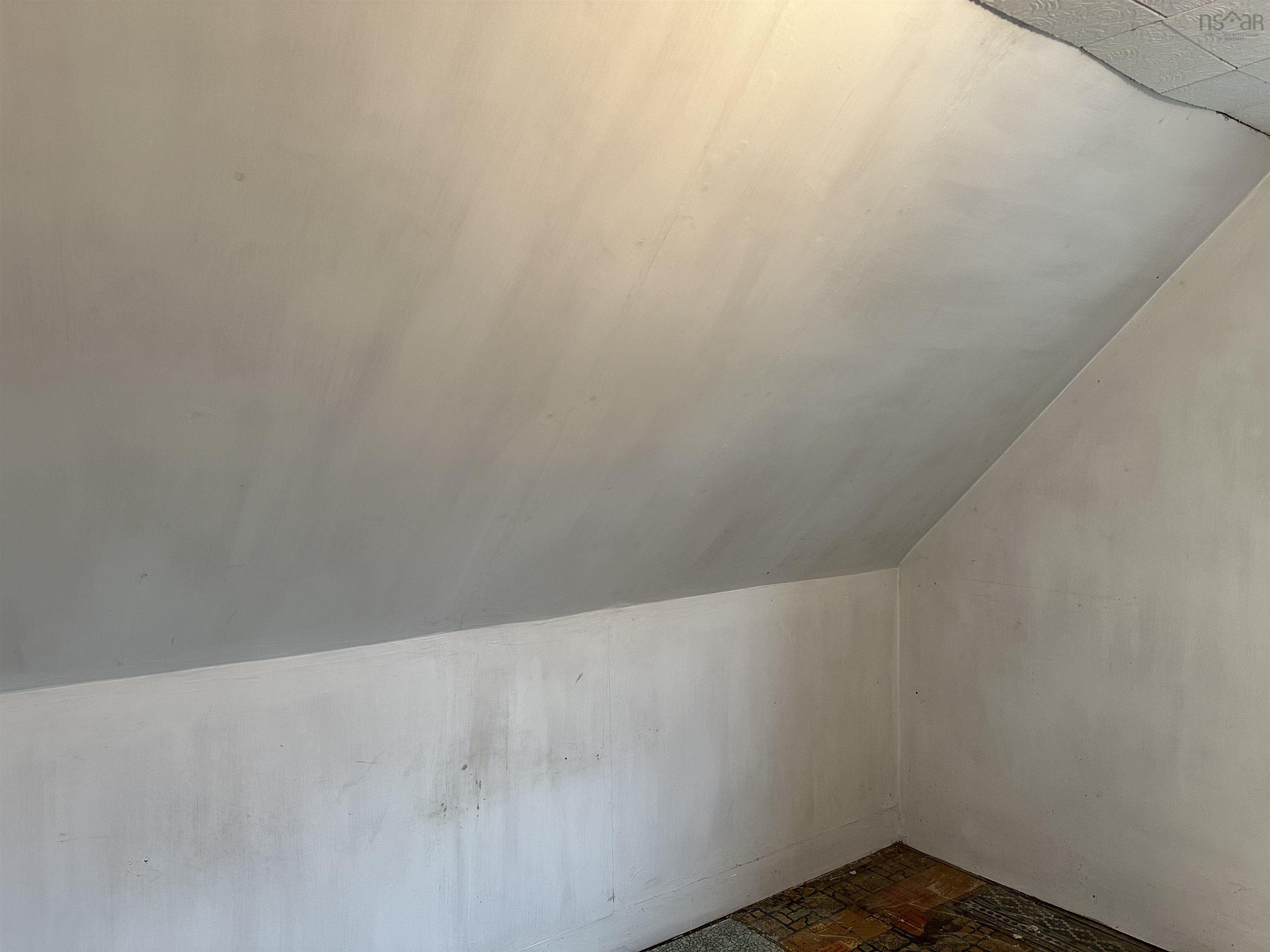 $109,900.00: 55 First Street, Trenton