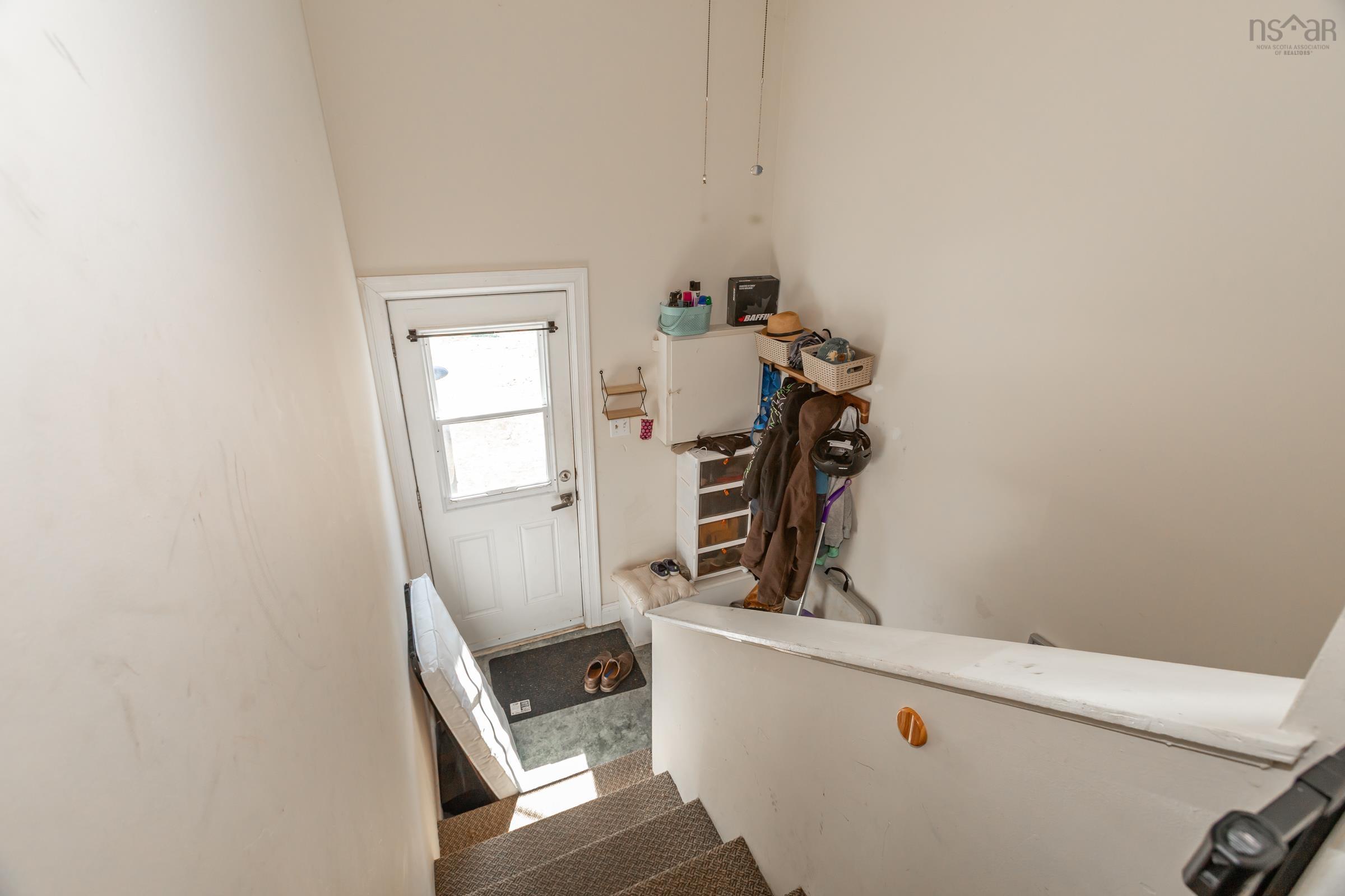$409,900.00: 423 - 425 Canaan Avenue, Highbury