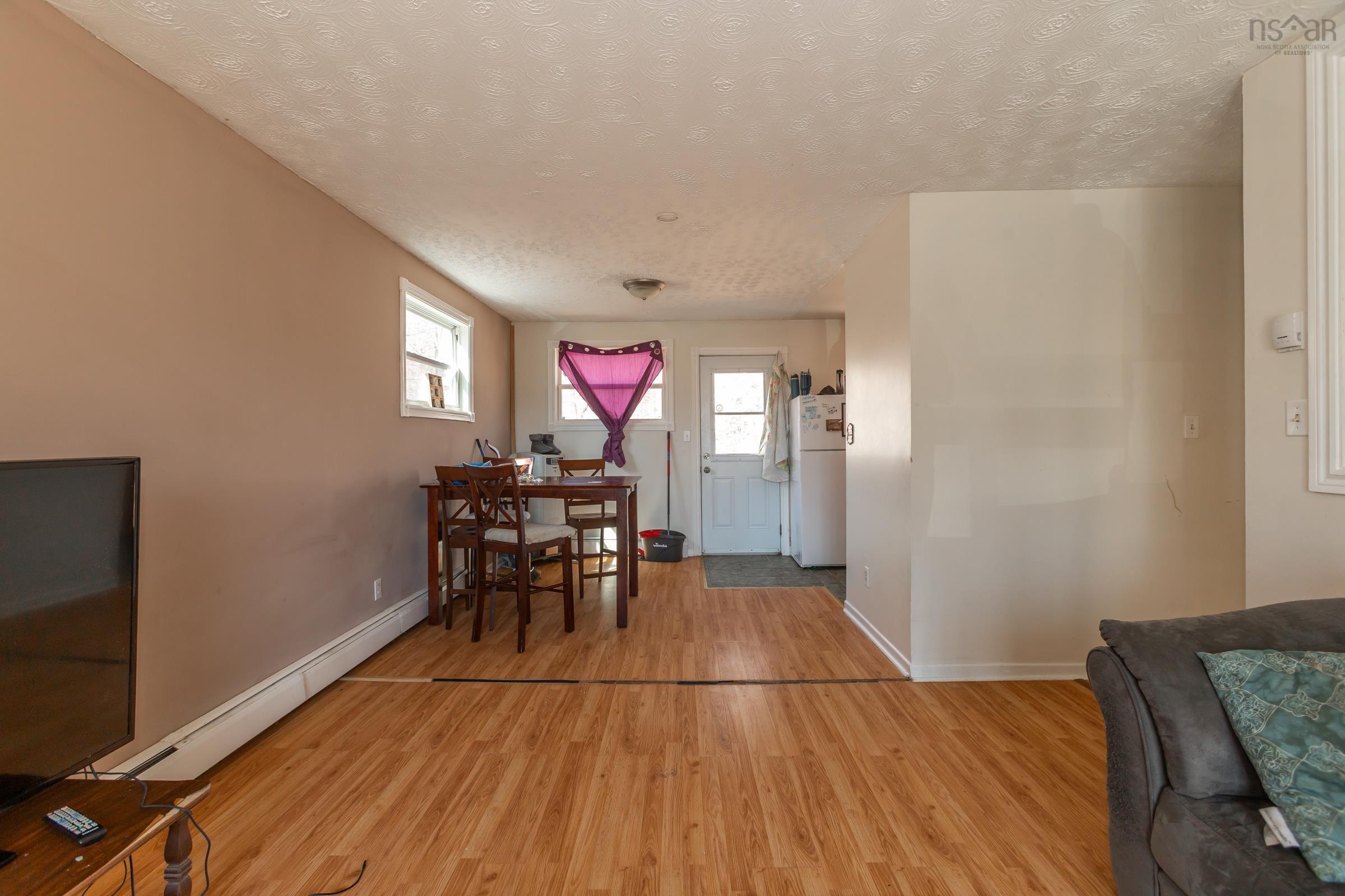 $439,900.00: 1663 South Bishop Road, Coldbrook