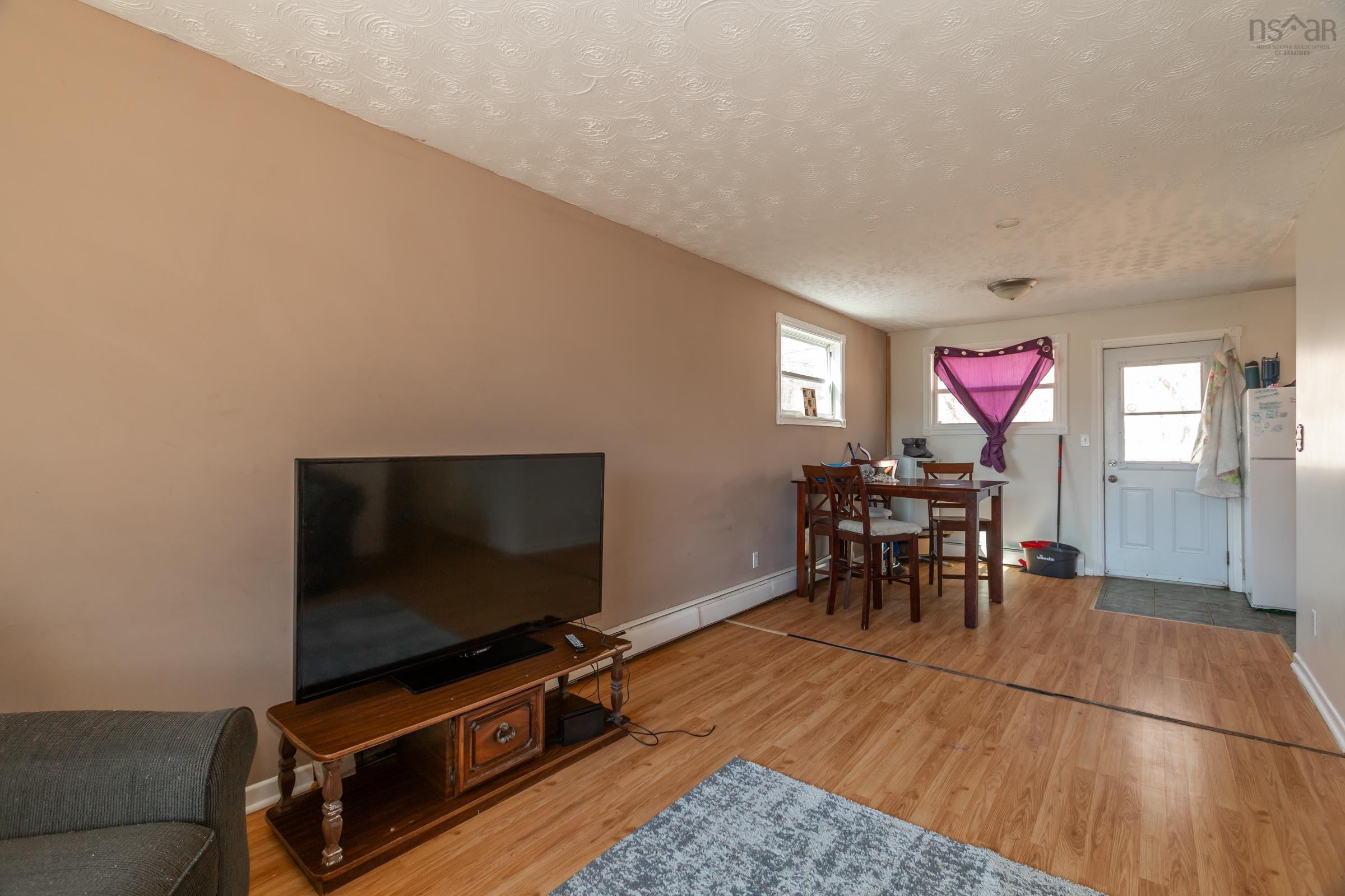 $439,900.00: 1663 South Bishop Road, Coldbrook